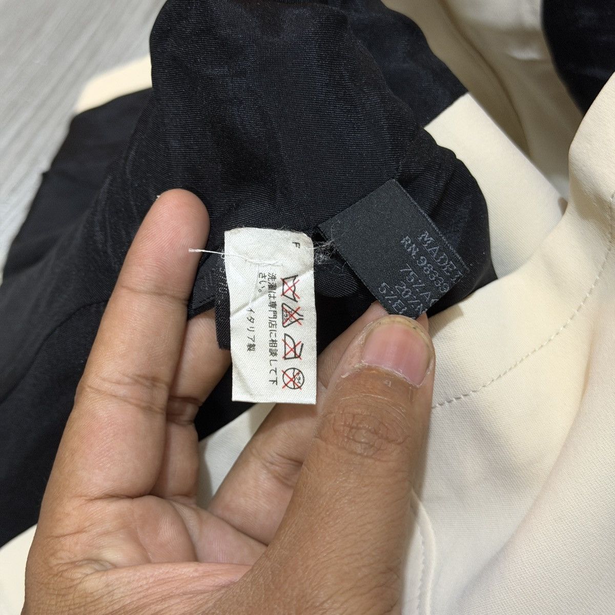 Prada 2000s Prada Zip Cream Blazzer Size S / US 4 / IT 40 - 5 Thumbnail