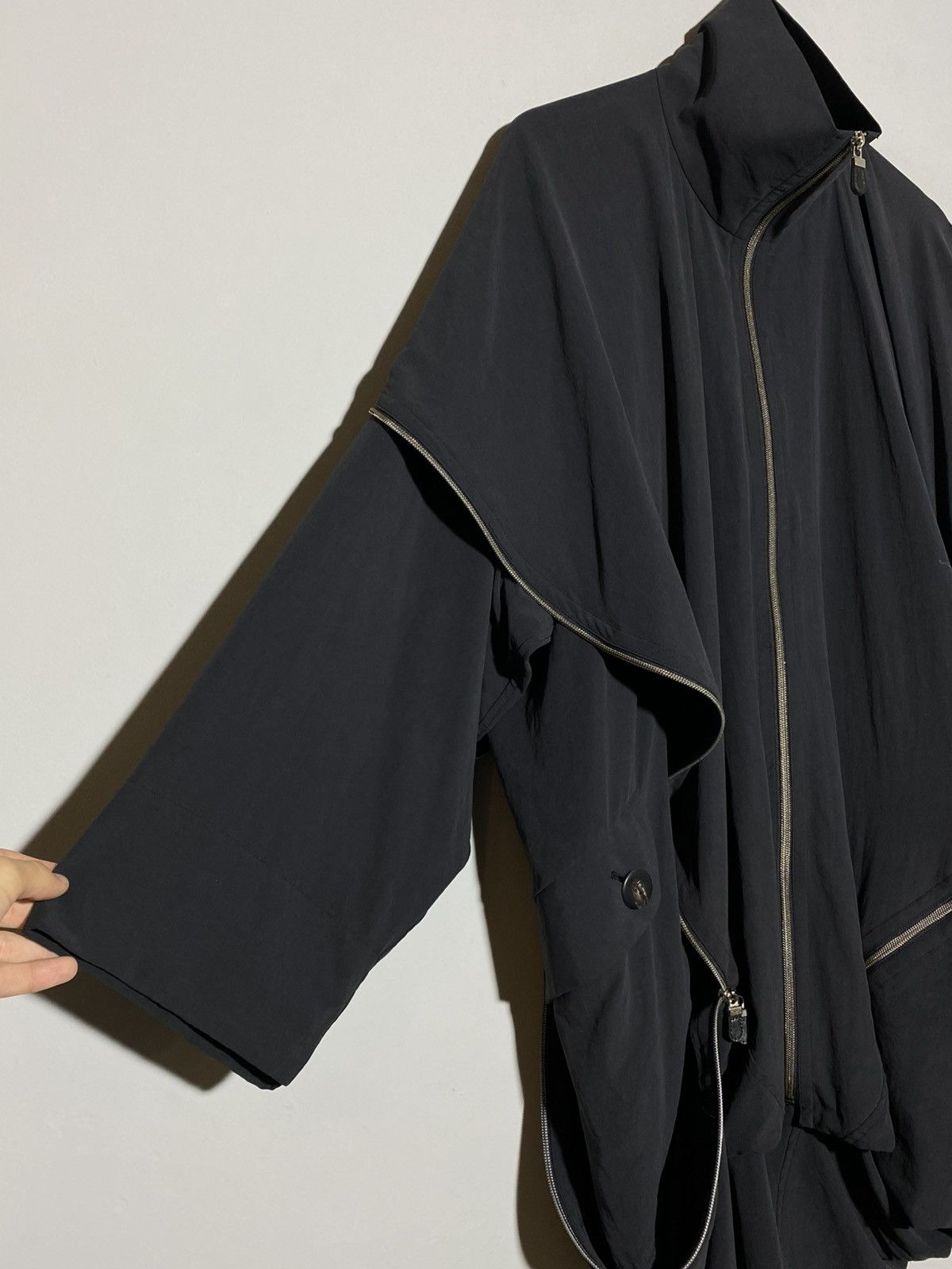 Issey Miyake Issey Miyake Black Asymmetrical Zipper Jacket Size US M / EU 48-50 / 2 - 8 Thumbnail