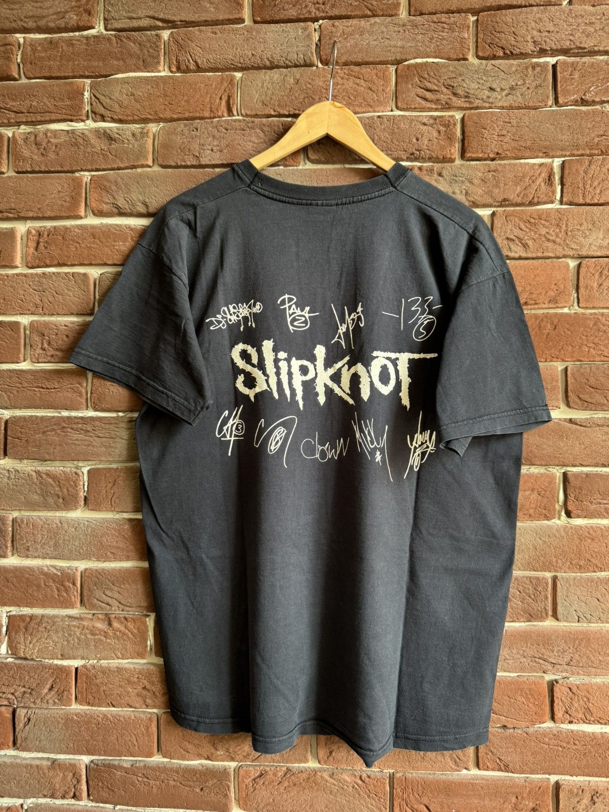 Band Tees Rare Vintage 00s Slipknot Masks Numetal Band Tee Y2K M Size US L / EU 52-54 / 3 - 2 Thumbnail