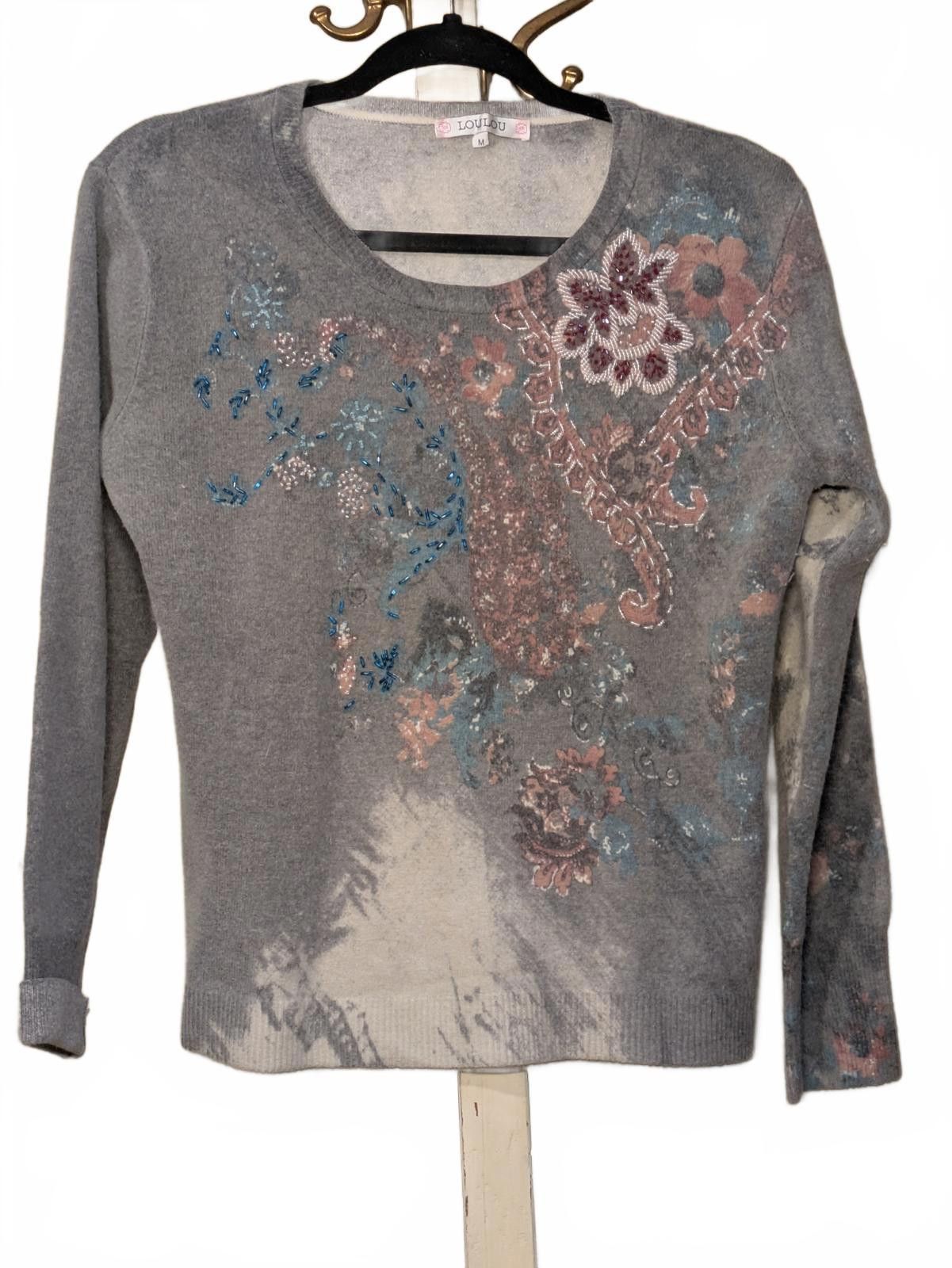 Christian Louboutin Loulou Medium Gray Embroidered Floral Sweater Cashmere Blend Size M / US 6-8 / IT 42-44 - 1 Thumbnail