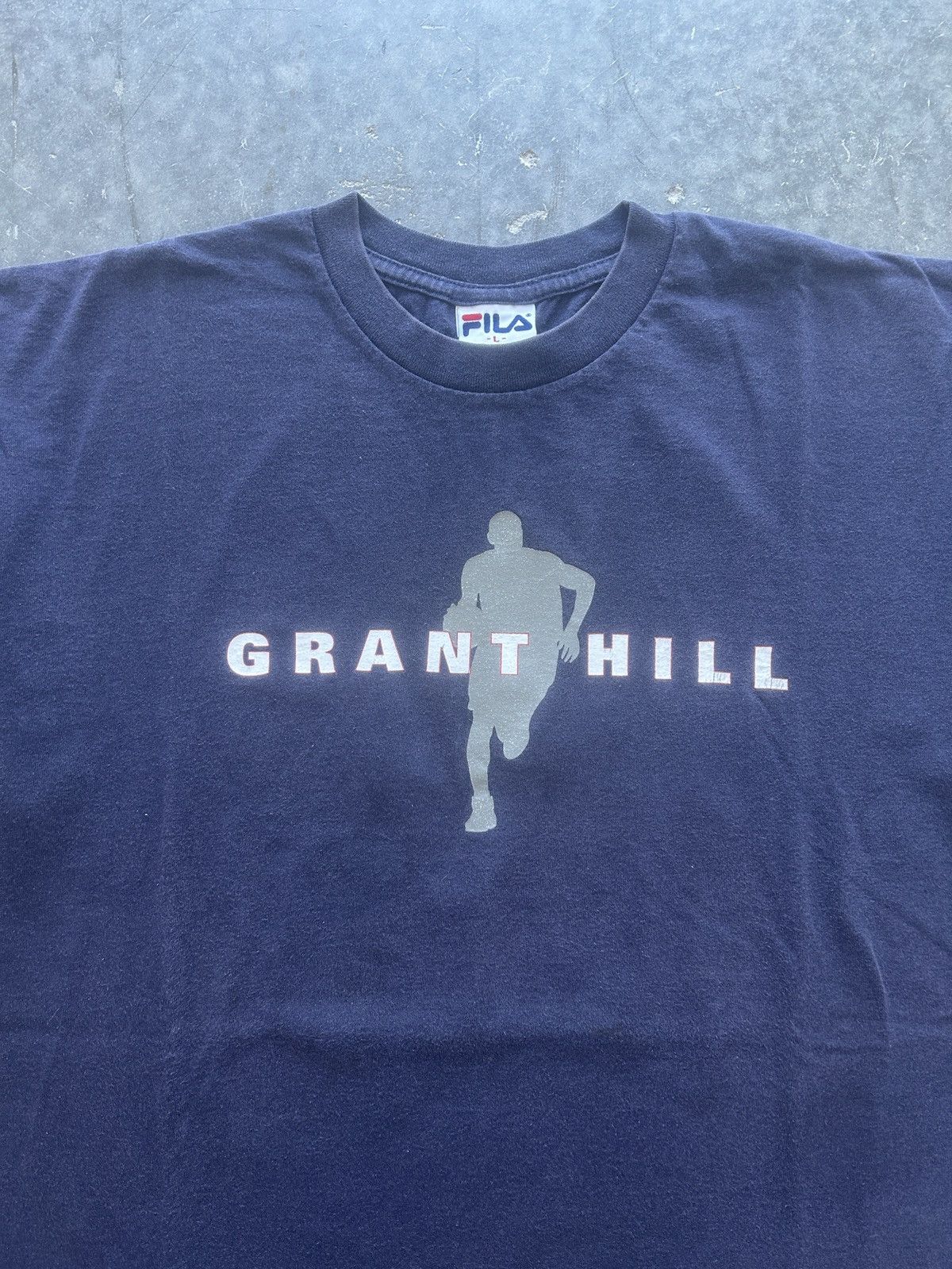Fila × Vintage Vintage 90a Fila Grant Hill Graphic Tee Size US L / EU 52-54 / 3 - 1 Thumbnail