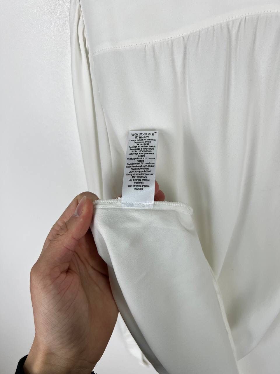 Louis Vuitton × Vintage Louis Vuitton Uniforms shirt woman size 36 Size XS / US 0-2 / IT 36-38 - 4 Thumbnail