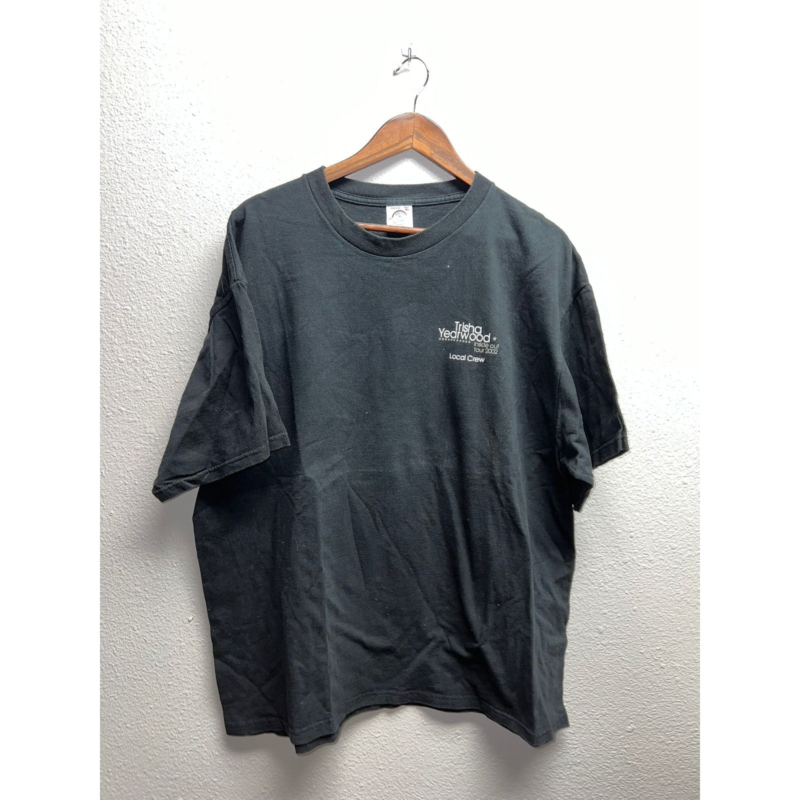 Delta Vintage Trisha Yearwood Shirt Inside Out Tour Local Crew Tee Size US XL / EU 56 / 4 - 1 Thumbnail