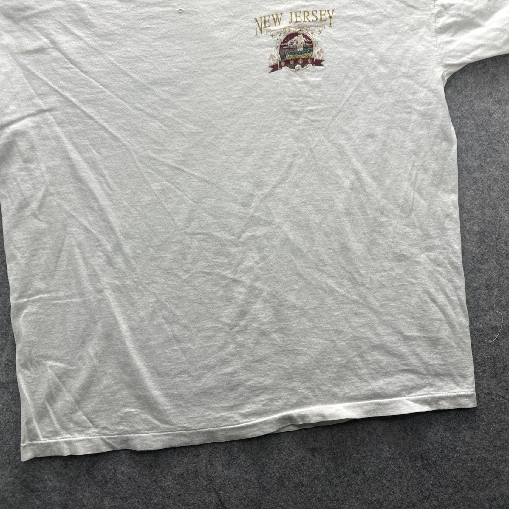 Vintage VINTAGE New Jersey Shirt Mens Large White Graphic Short Sleeve Crewneck Tee SS Size US L / EU 52-54 / 3 - 4 Thumbnail