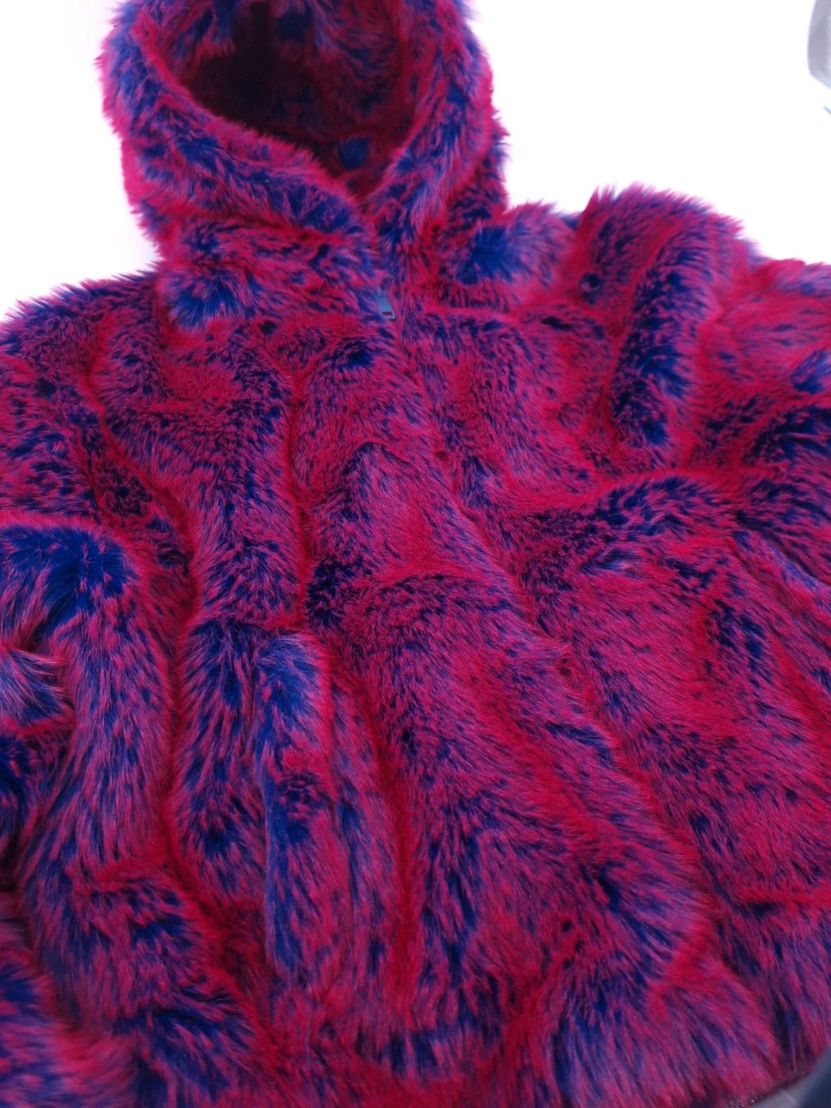 Givenchy Hooded Givenchy faux fur bomber jacket Size US M / EU 48-50 / 2 - 2 Thumbnail