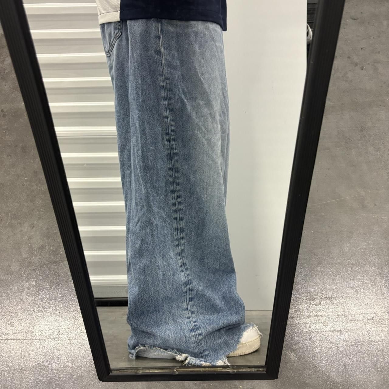 Vintage Crazy Vintage Y2K/2000s Super Baggy Wideleg Skater Streetwear Medium Wash Denim Jeans! Size US 36 / EU 52 - 2 Thumbnail