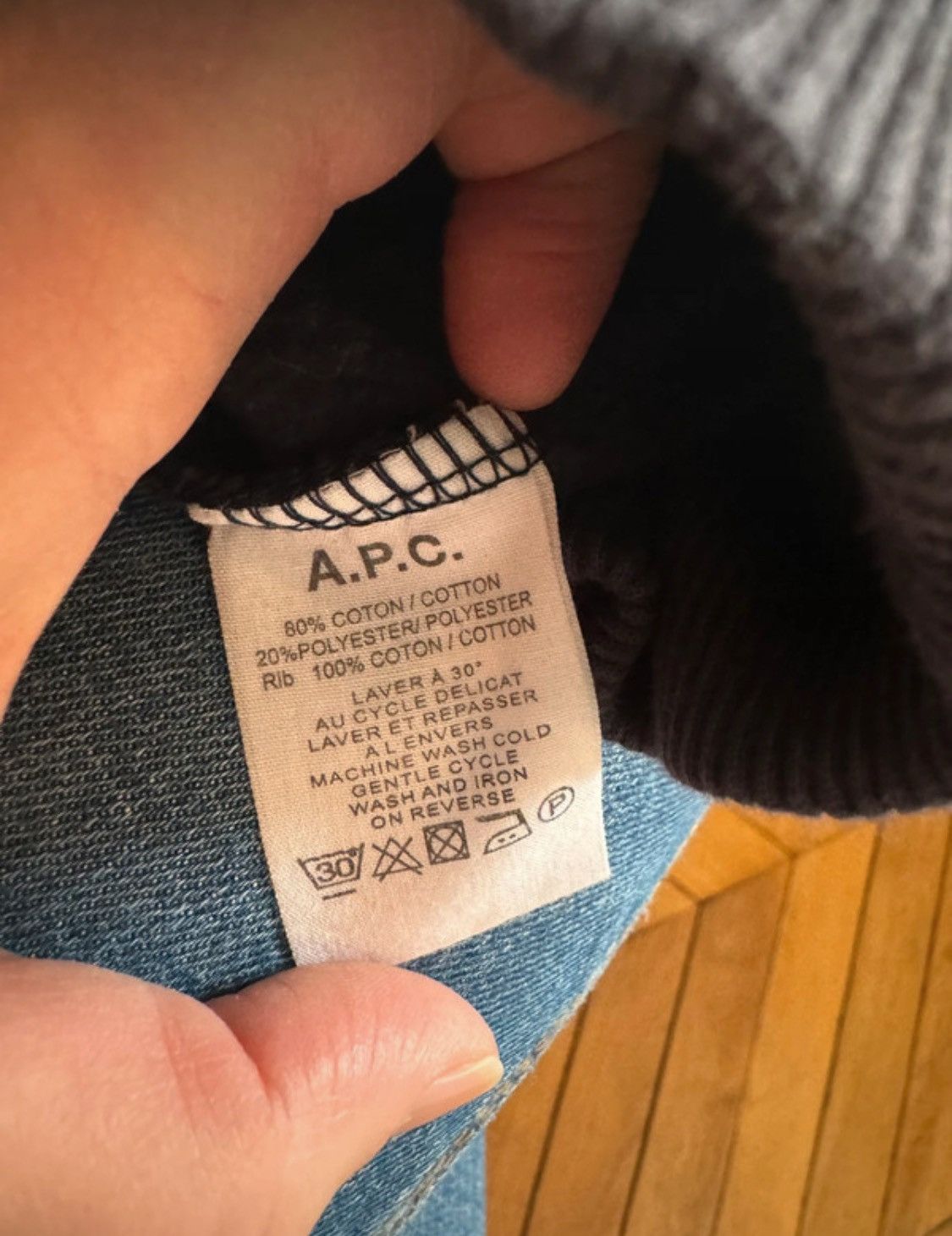 A.P.C. A.P.C Les Roches sweatshirt Size US S / EU 44-46 / 1 - 3 Thumbnail