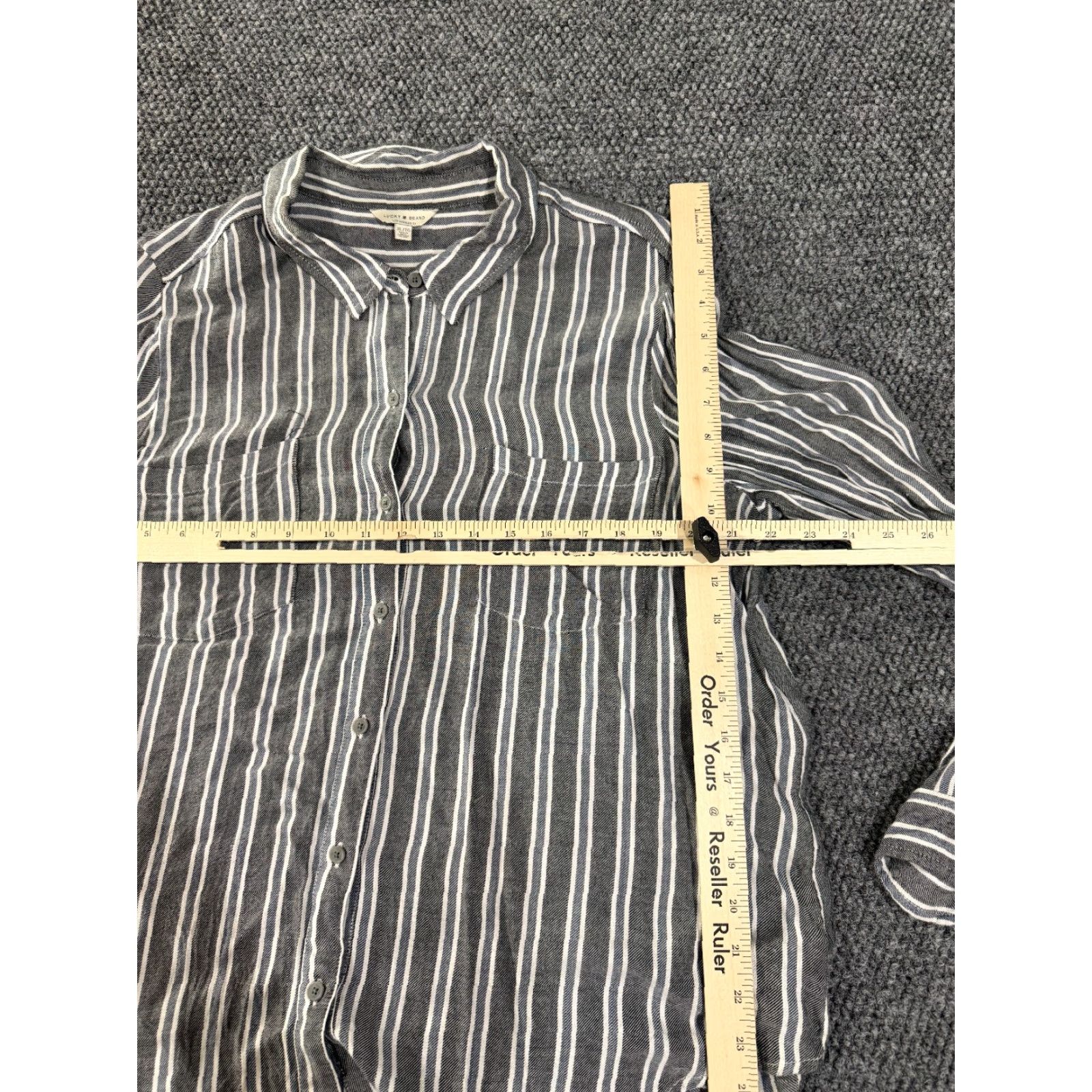 Lucky Brand Lucky Brand Shirt Womens XL Gray White Striped Long Sleeve Button Up Casual Blouse Size XL / US 12-14 / IT 48-50 - 3 Thumbnail