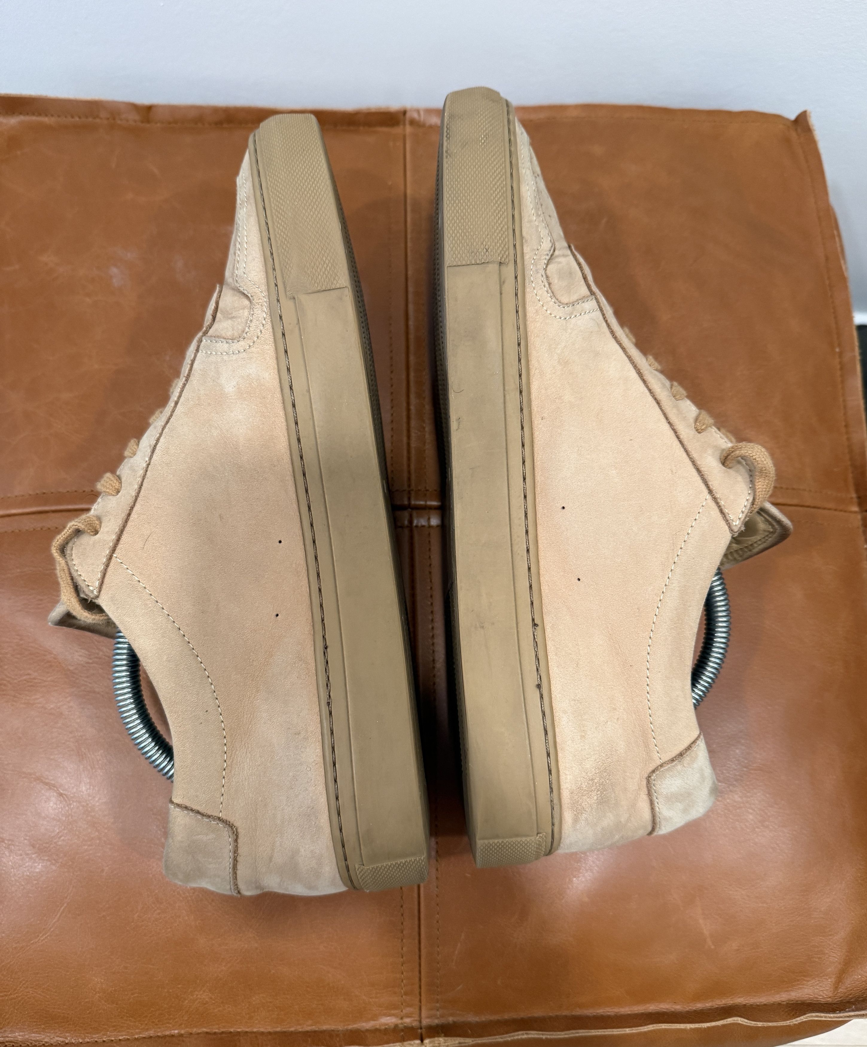 Common Projects Common Projects Bball Low in Tan Nubuck Size US 9 / EU 42 - 4 Thumbnail