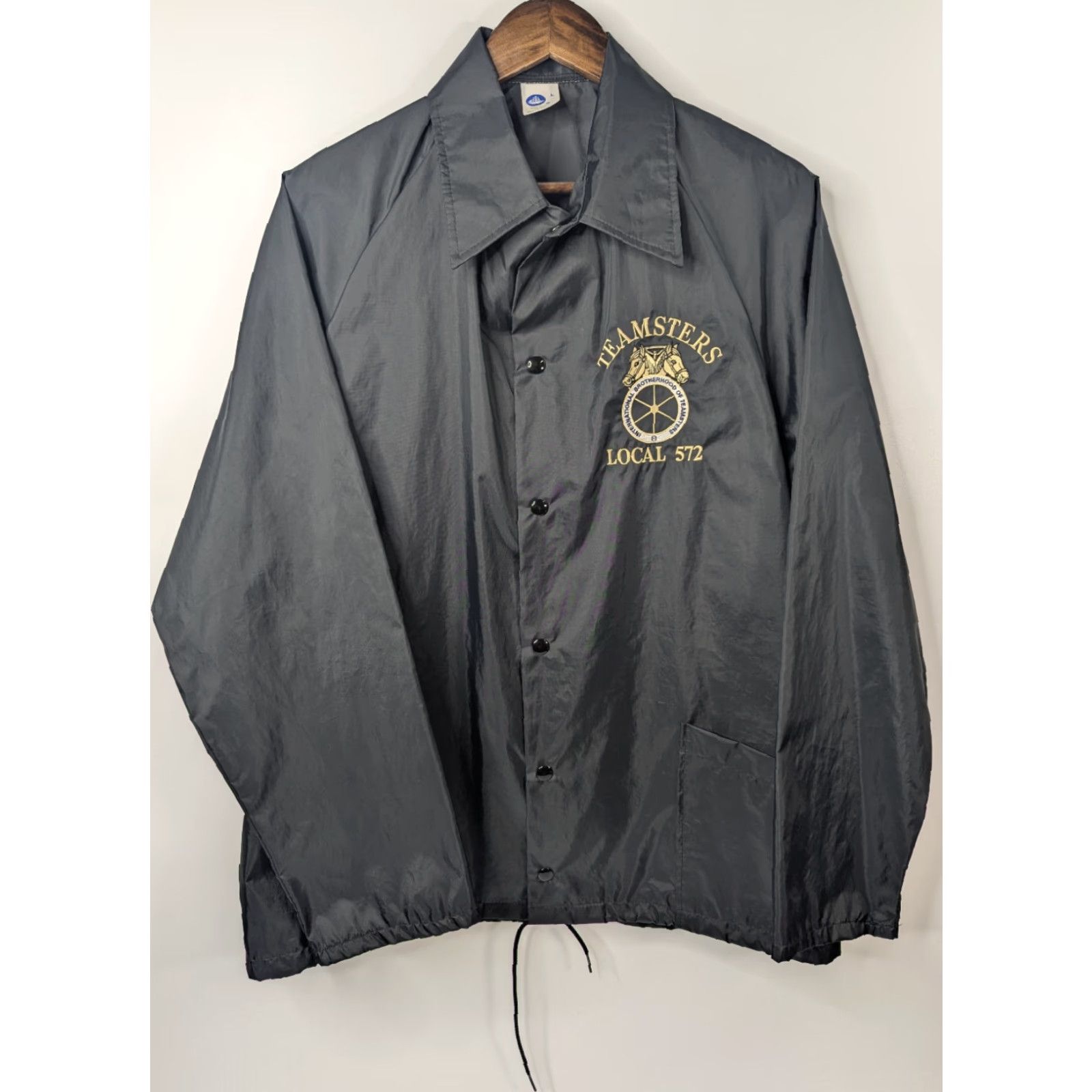 Vintage VINTAGE Teamsters Union Local 572 Black Windbreaker Jacket Windjammer Nylon L Size US L / EU 52-54 / 3 - 3 Thumbnail