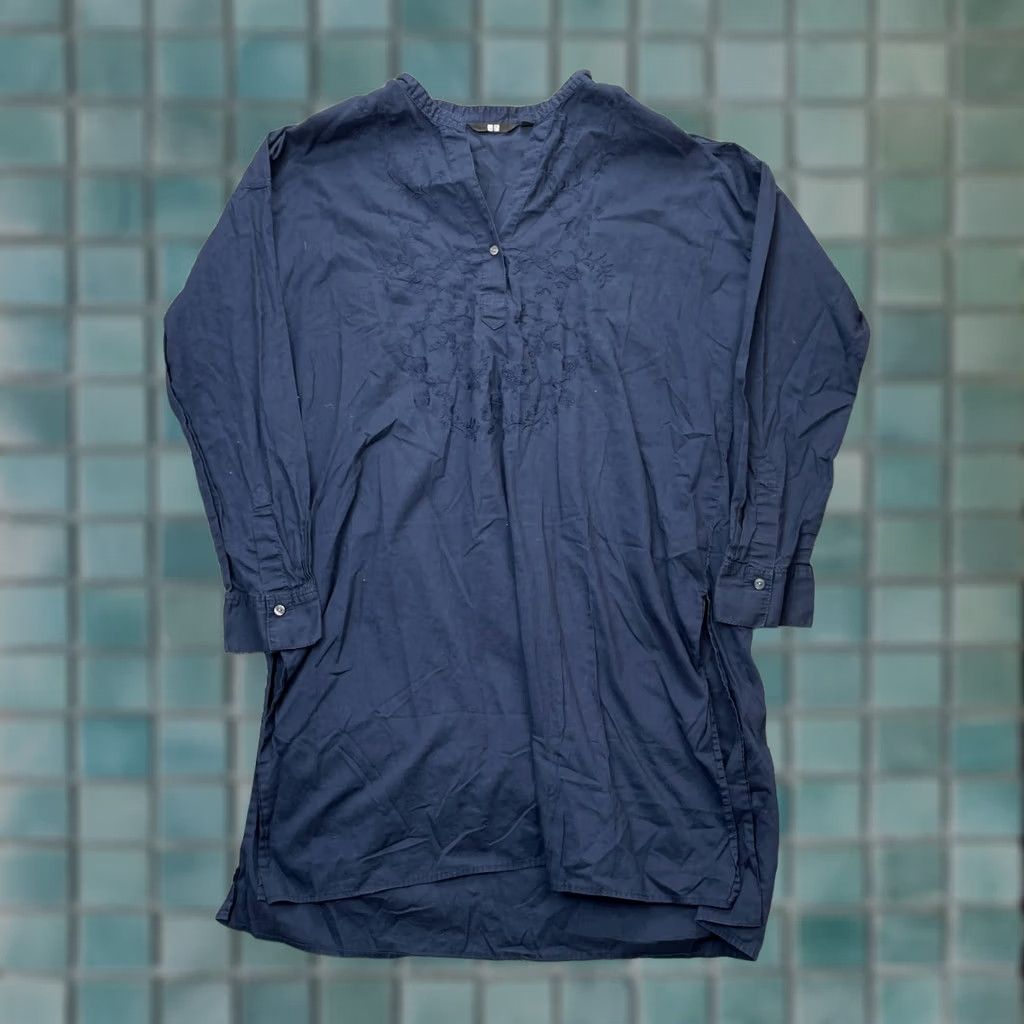 Uniqlo Uniqlo Shirt Dress Womens Large Blue Cotton Embroidered Button Front Side Slit Classic Flower Size L / US 10 / IT 46 - 1 Thumbnail
