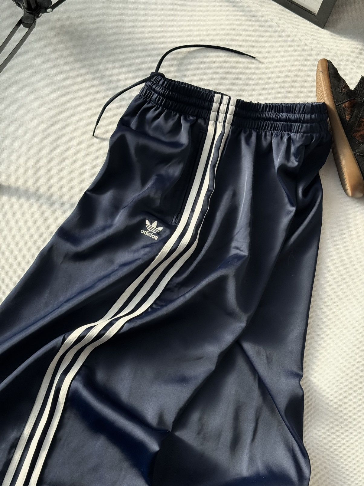Adidas Adidas Balenciaga Style baggy Track Pants Hype Sweatpants Size US 32 / EU 48 - 24 Thumbnail