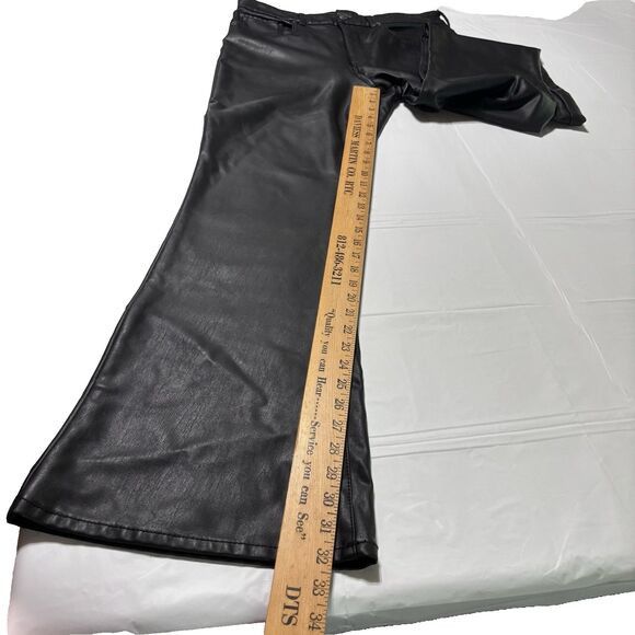American Eagle Outfitters American Eagle Stretch Faux Leather Flare Pants Size 14 Long Size 36" / US 14 / IT 50 - 13 Thumbnail