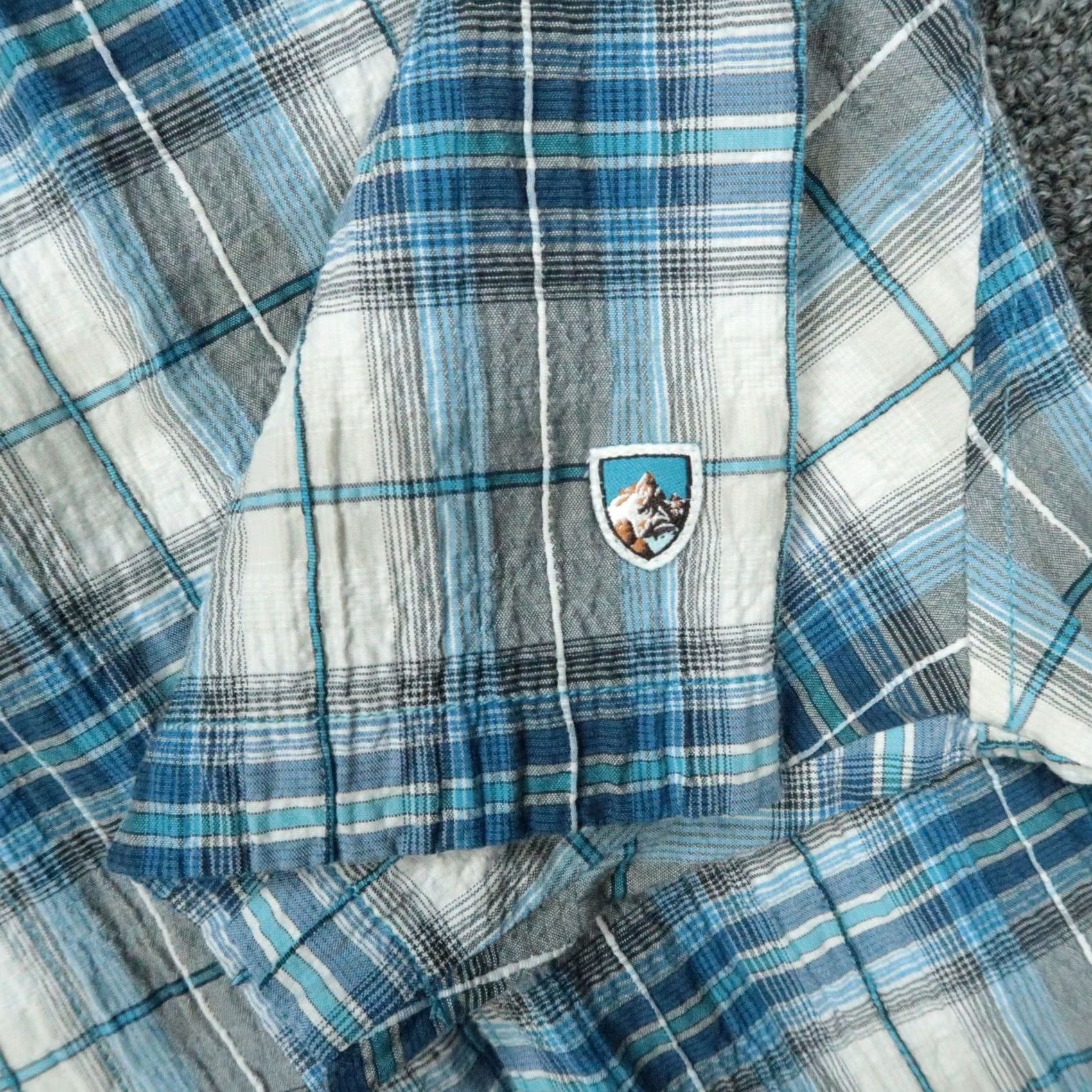 Vintage Kuhl Shirt Mens Large Blue Plaid Short Sleeve Button Outdoor Stretch Seersucker Size US L / EU 52-54 / 3 - 4 Thumbnail