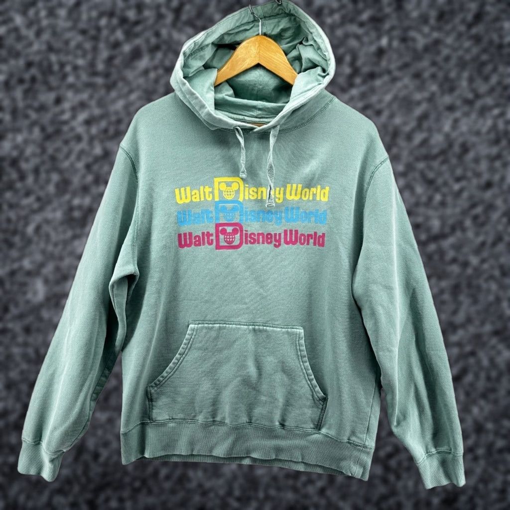 Disney VINTAGE Walt Disney World Hoodie Park Logo Spell-Out Green Mens Size Medium Pullover Sweatshirt Size US M / EU 48-50 / 2 - 1 Thumbnail