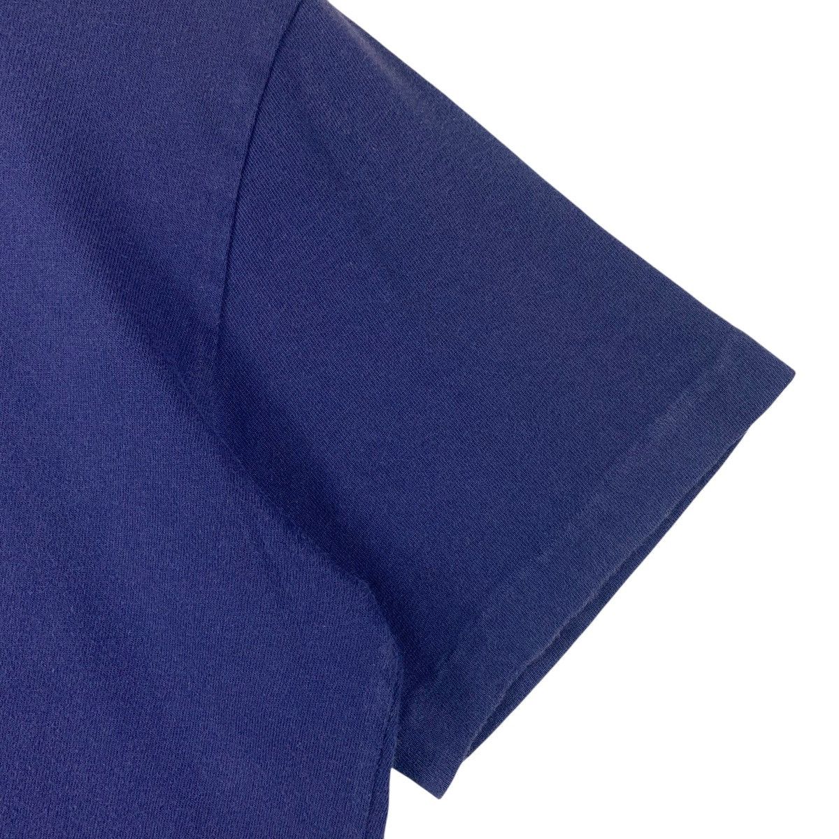 Blue Blue Japan × Japanese Brand × Vintage Vintage 90s BLUE BLUE small logo printed tee Size US S / EU 44-46 / 1 - 7 Thumbnail