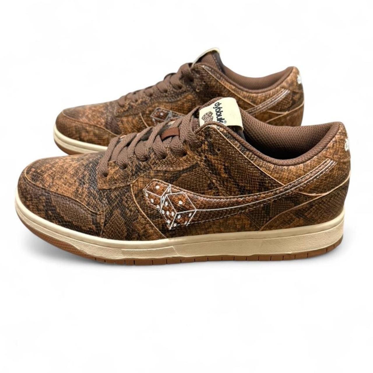 Dybbuk Dybbuk snake eyes lucky 7's v2. Men’s size 7. Size US 7 / EU 40 - 2 Thumbnail