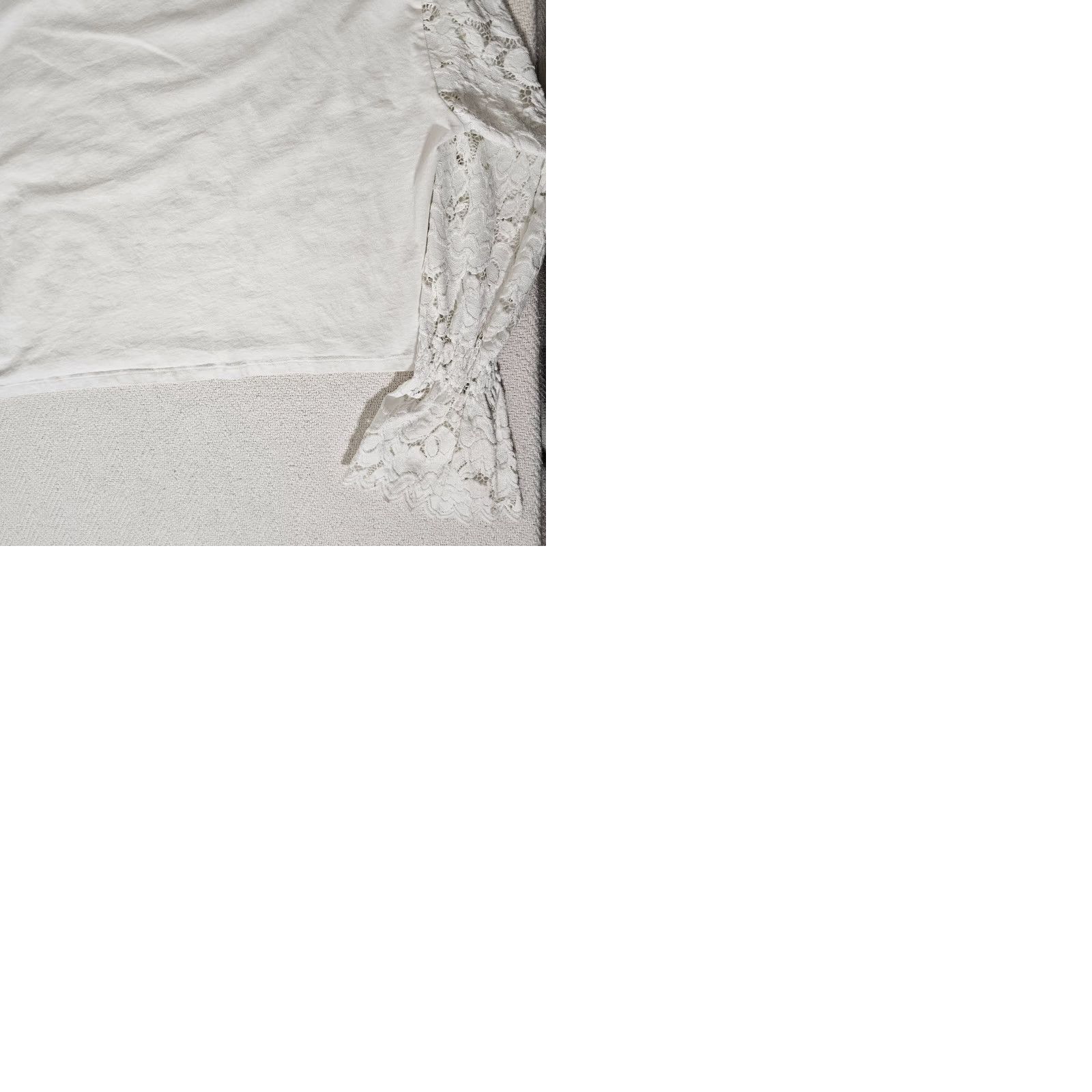 Zara Zara Trafaluc Blouse L Ivory Lace Bell Sleeve Round Neck Short Sleeve Sheer Crochet Accent Women's Regular Sizes Size L / US 10 / IT 46 - 9 Thumbnail