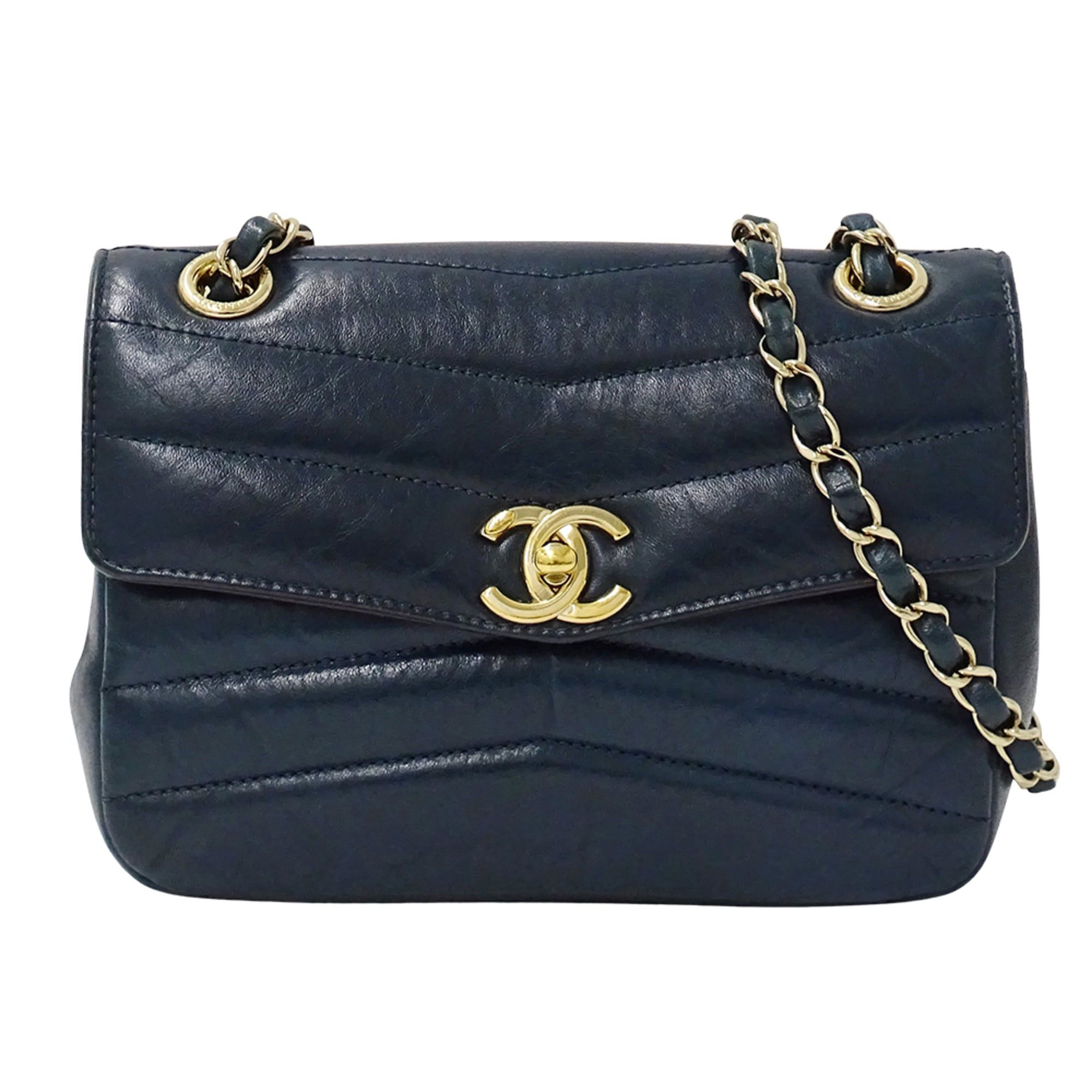Chanel Chanel handbag for women, brand shoulder bag, leather, blue-green, gold hardware, chain strap. Size ONE SIZE - 1 Thumbnail