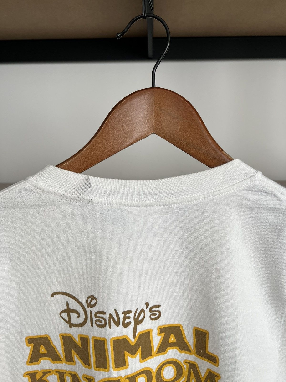 Disney Vintage 90s Disney Animal Kingdom White T-shirt Size US L / EU 52-54 / 3 - 16 Thumbnail