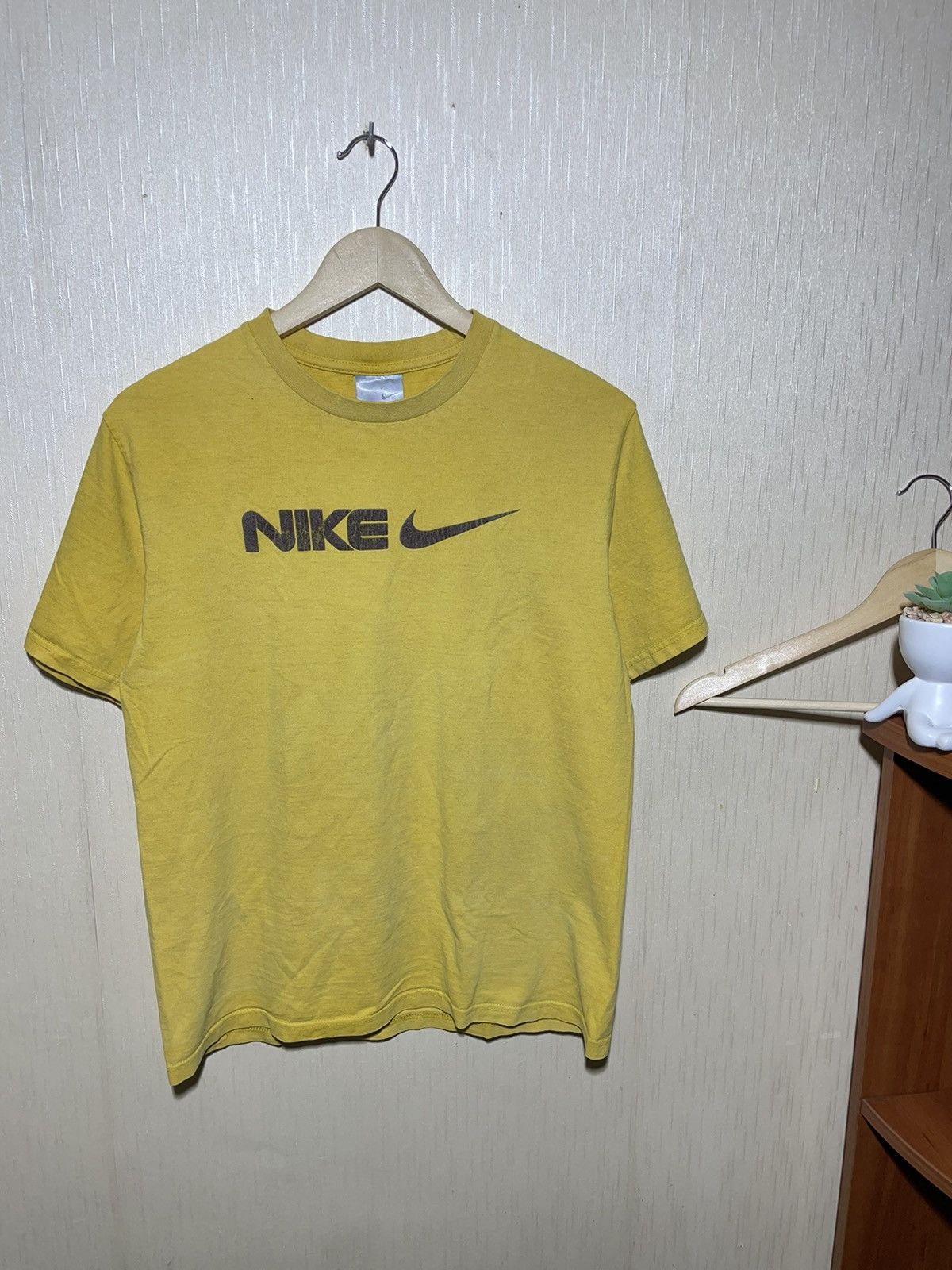 Nike × Vintage Nike vintage streetwear T shirt 90s Size US S / EU 44-46 / 1 - 1 Thumbnail