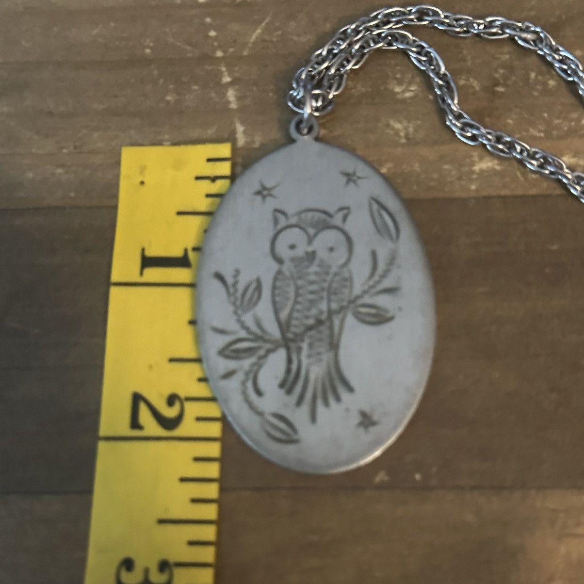 Vintage Vintage Heritage Pewter oval sketched owl pendant necklace Size ONE SIZE - 5 Thumbnail