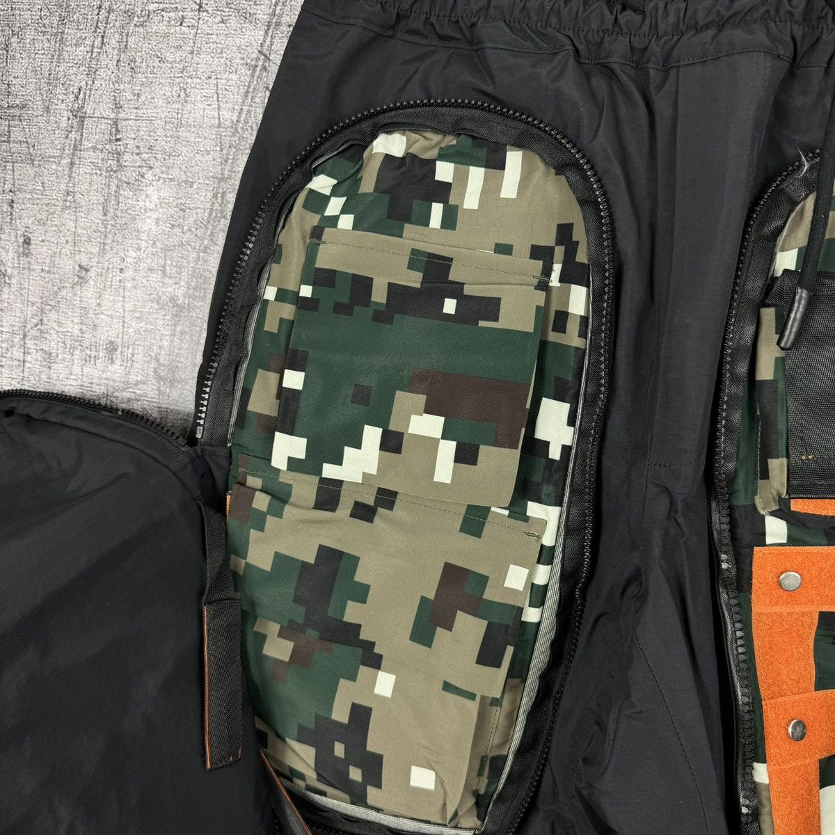 FCRB 19AW CAMOUFLAGE TOP & SHORTS