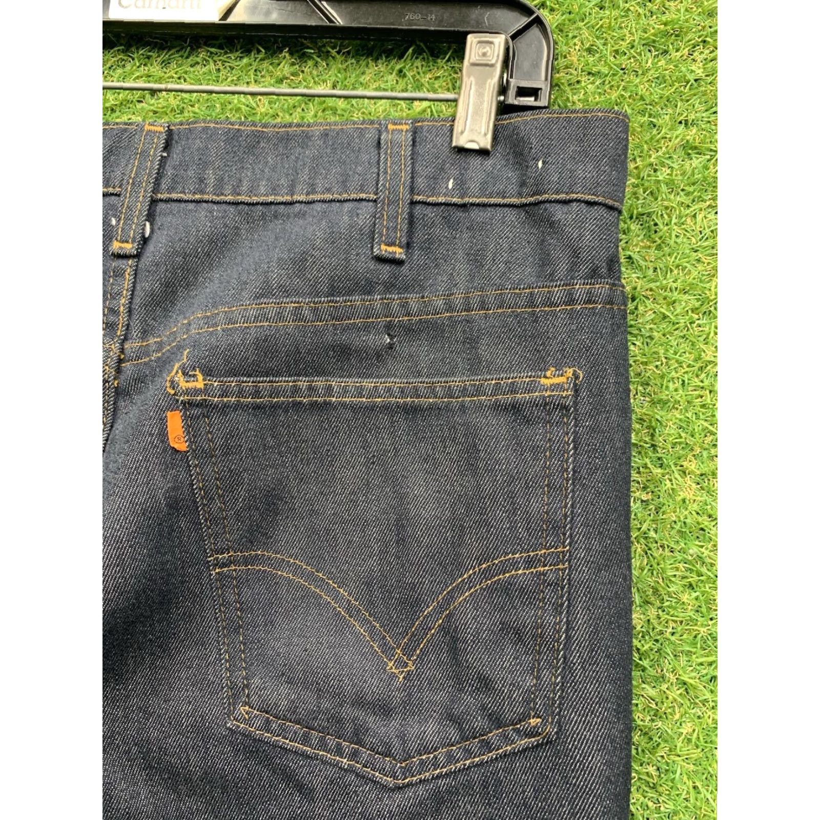 Levi's VINTAGE Levi's Bell Bottom Jeans Womens Size 14 30x32 Dark Blue 1970s Wide-Leg Distressed Retro Size 36" / US 14 / IT 50 - 3 Thumbnail