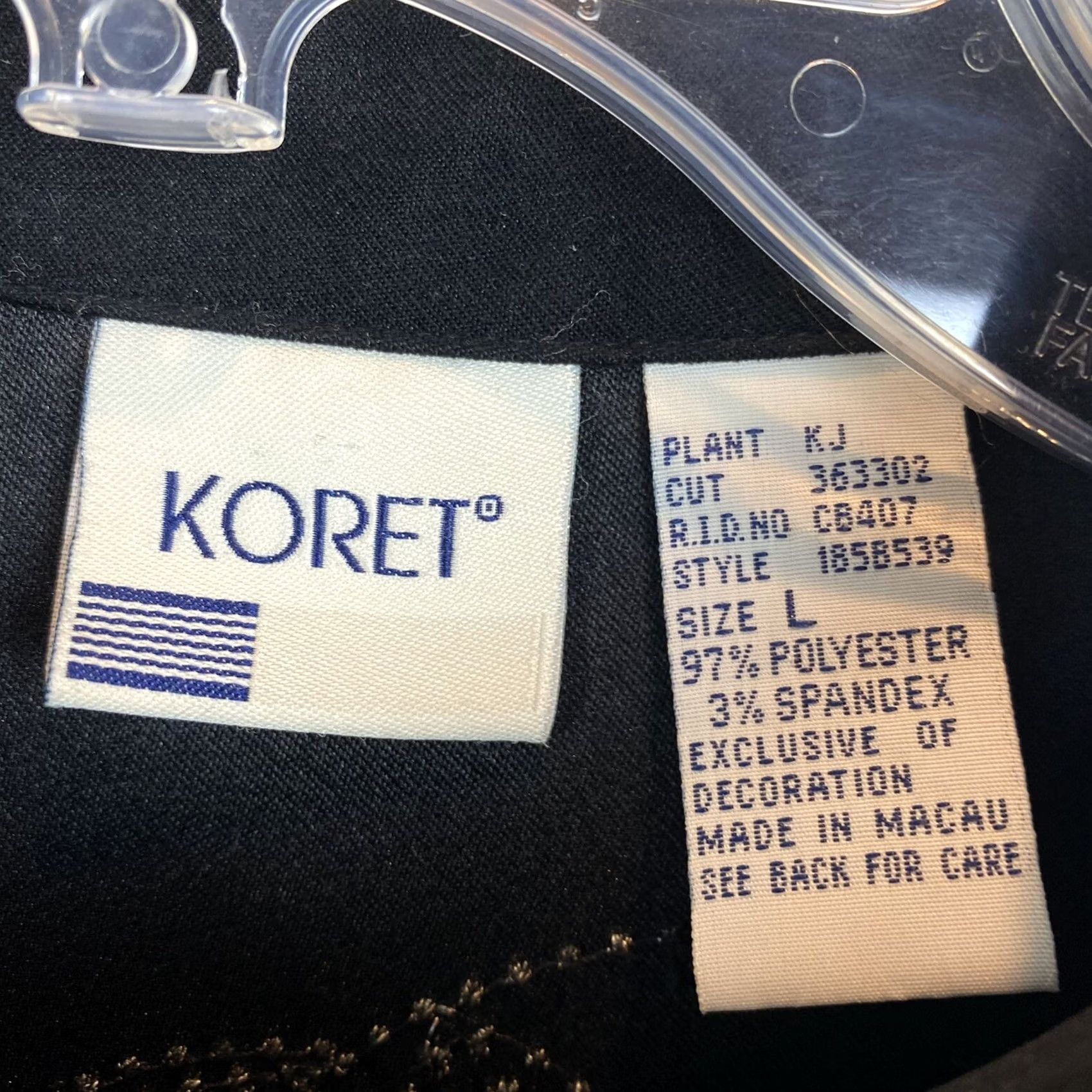 Vintage VINTAGE Koret Jacket Women L Black Faux Suede Floral Embroidered Button 90s Basic Casual Size L / US 10 / IT 46 - 4 Thumbnail