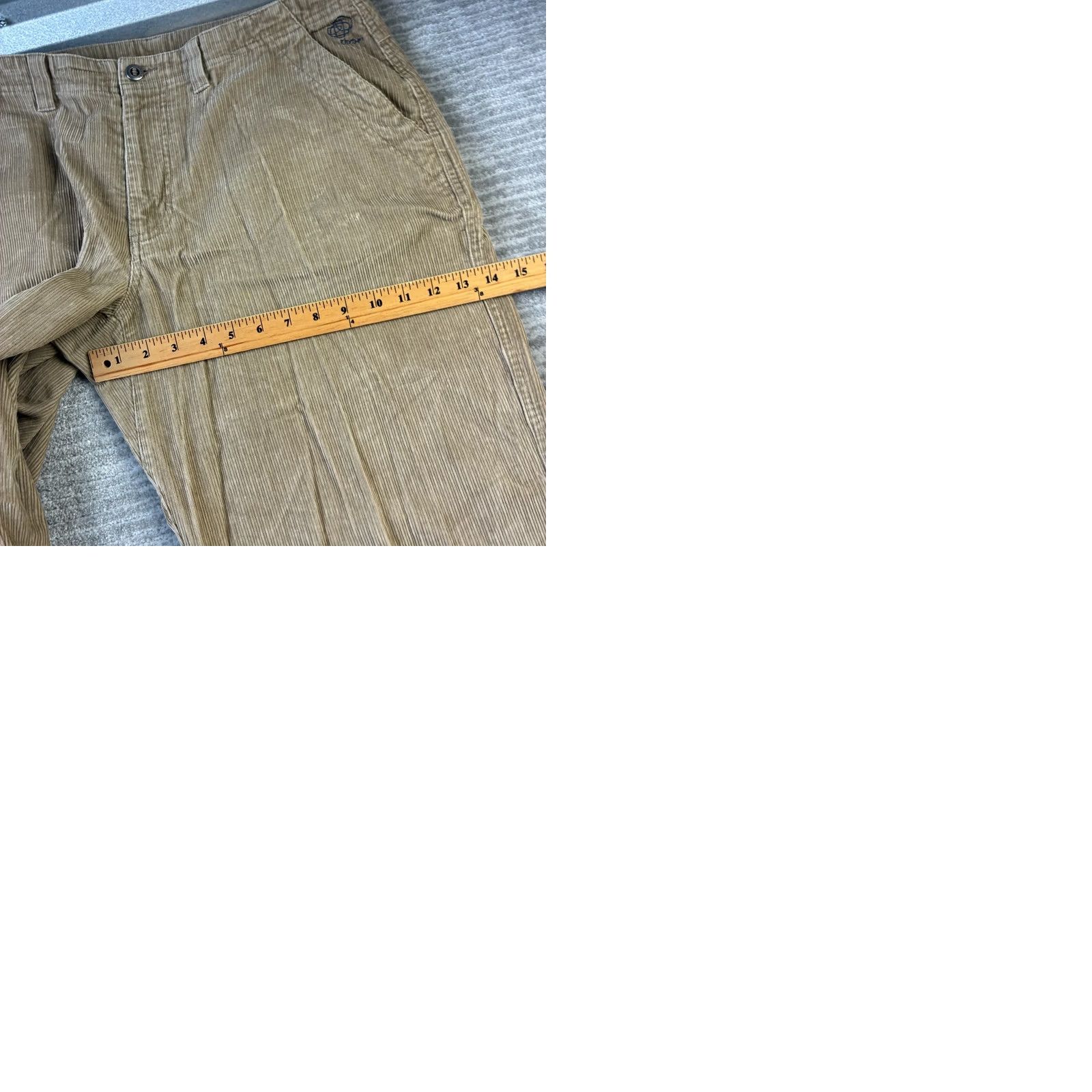 Patagonia Patagonia Pants Mens 36 Beige Corduroy Straight Leg 5-Pocket Regular Rise Nylon? No, Cotton Beige Italy? Size US 36 / EU 52 - 9 Thumbnail