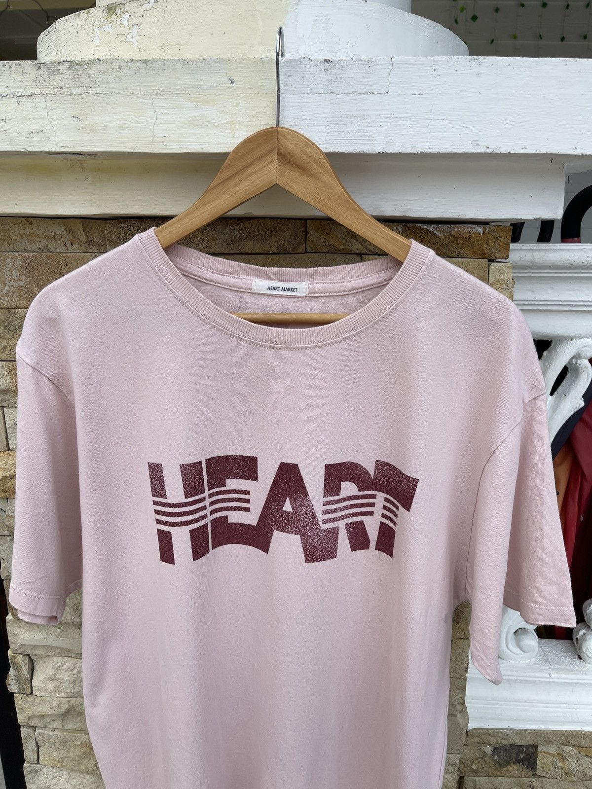 Japanese Brand Last Drop🔥Rare🔥HEART MARKET Spellout Big Logo T Shirt Size US L / EU 52-54 / 3 - 2 Thumbnail