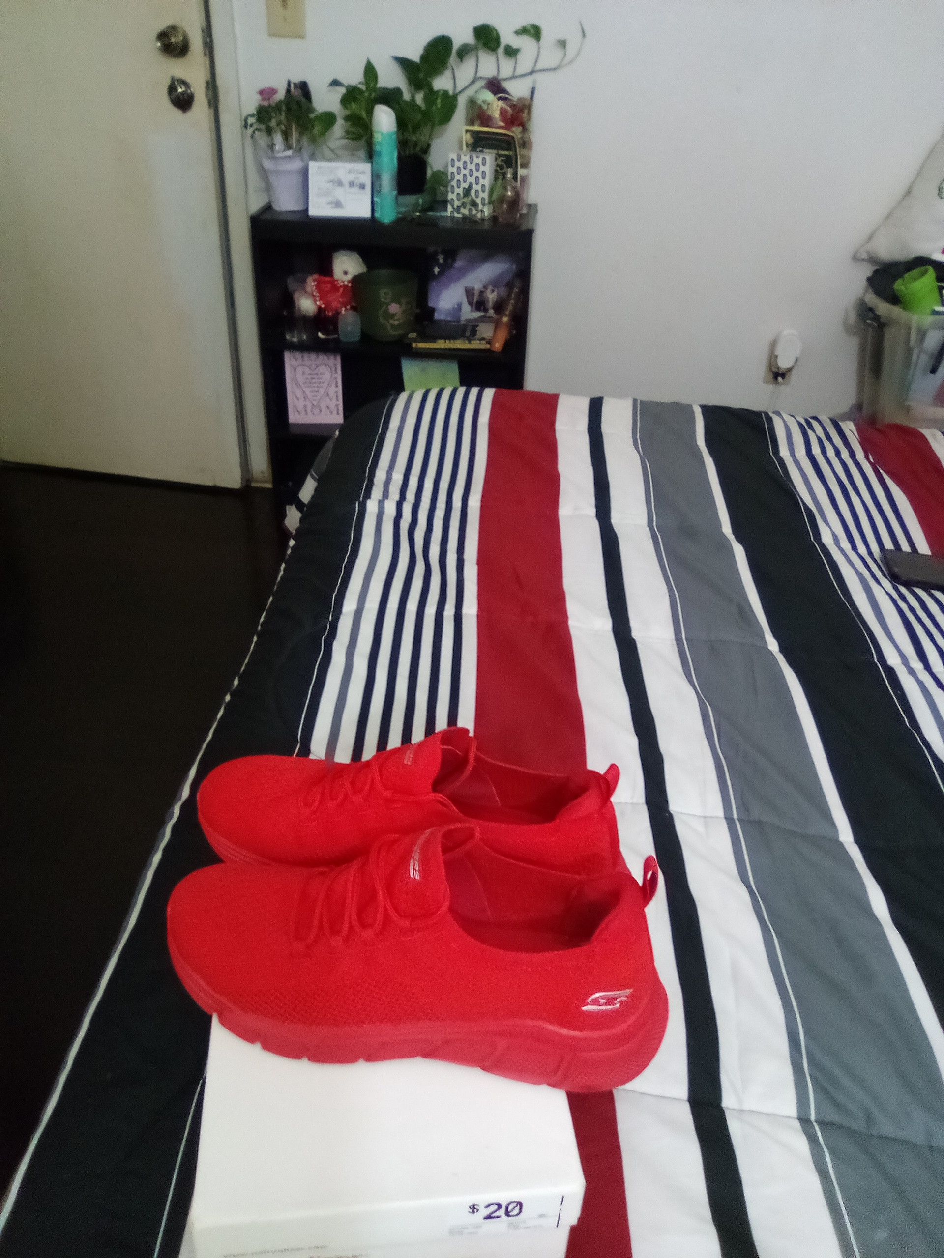 SKECHERS Skechers BoBs Size US 9 / EU 42 - 5 Thumbnail
