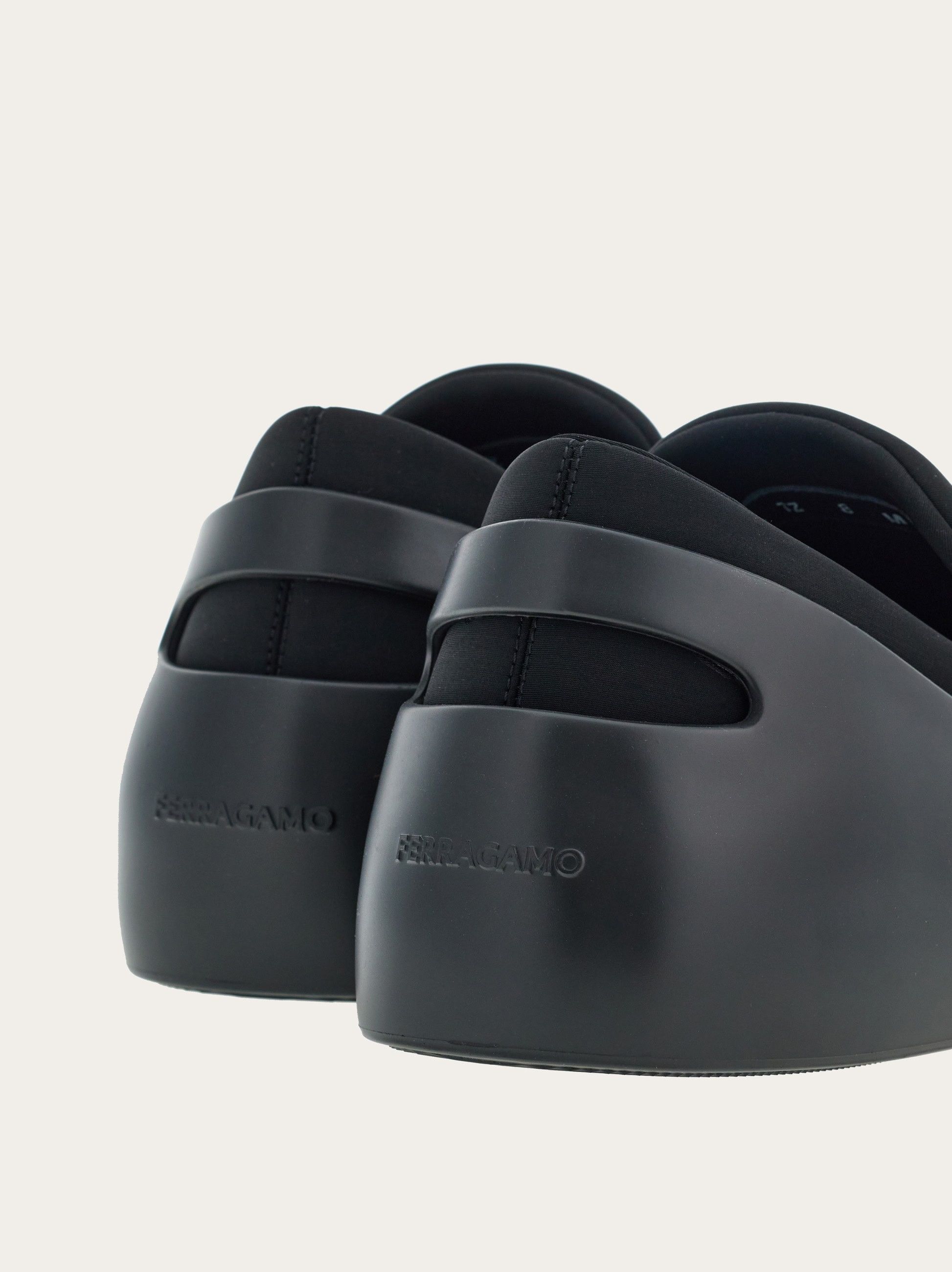 Salvatore Ferragamo o1s1rm0824 Rubber Lunar Sneaker Loafers in Black Size US 11 / EU 44 - 3 Thumbnail