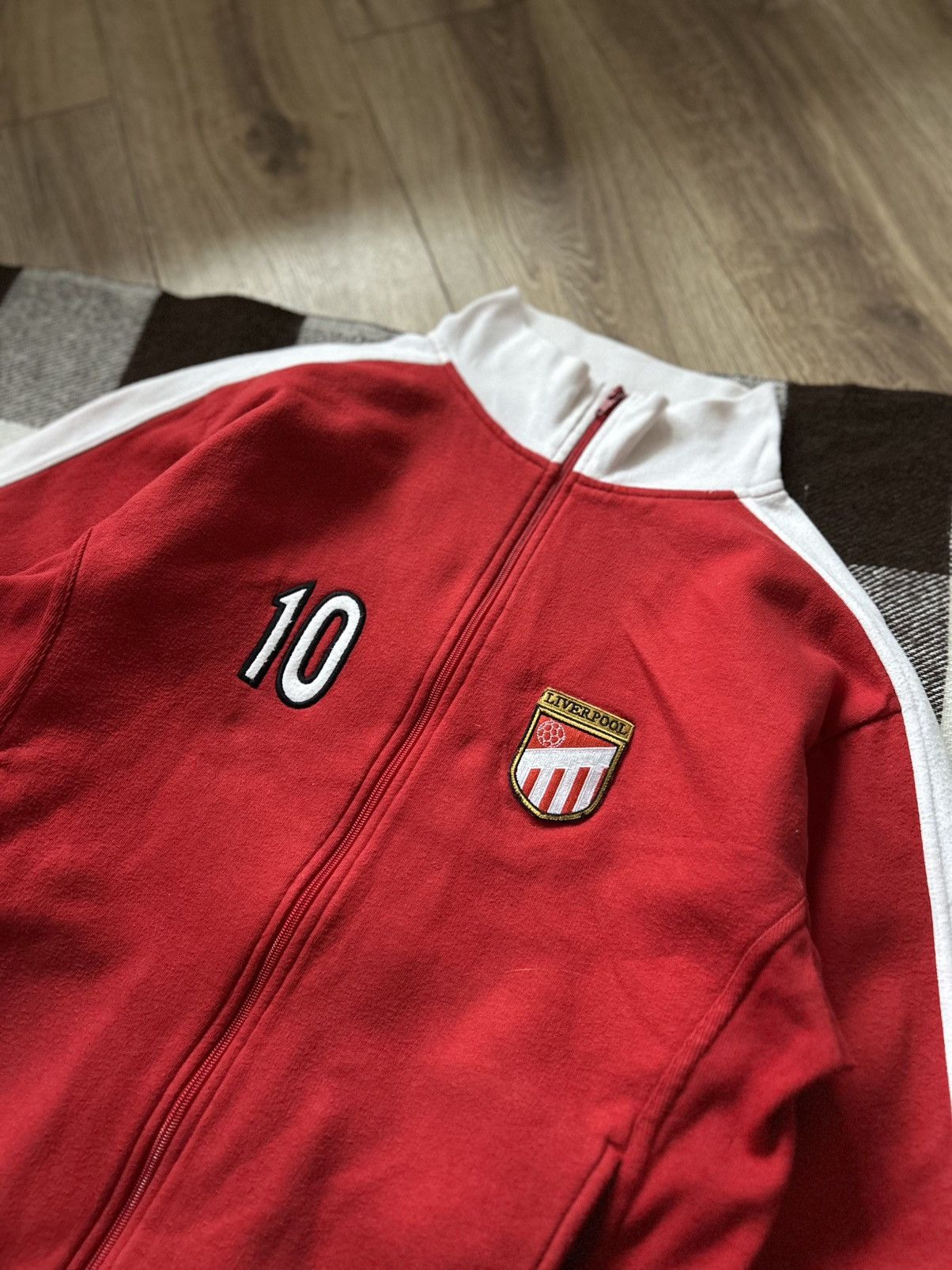 Vintage Vintage Liverpool big logo y2k soccer sweatshirt mens Size US L / EU 52-54 / 3 - 3 Thumbnail