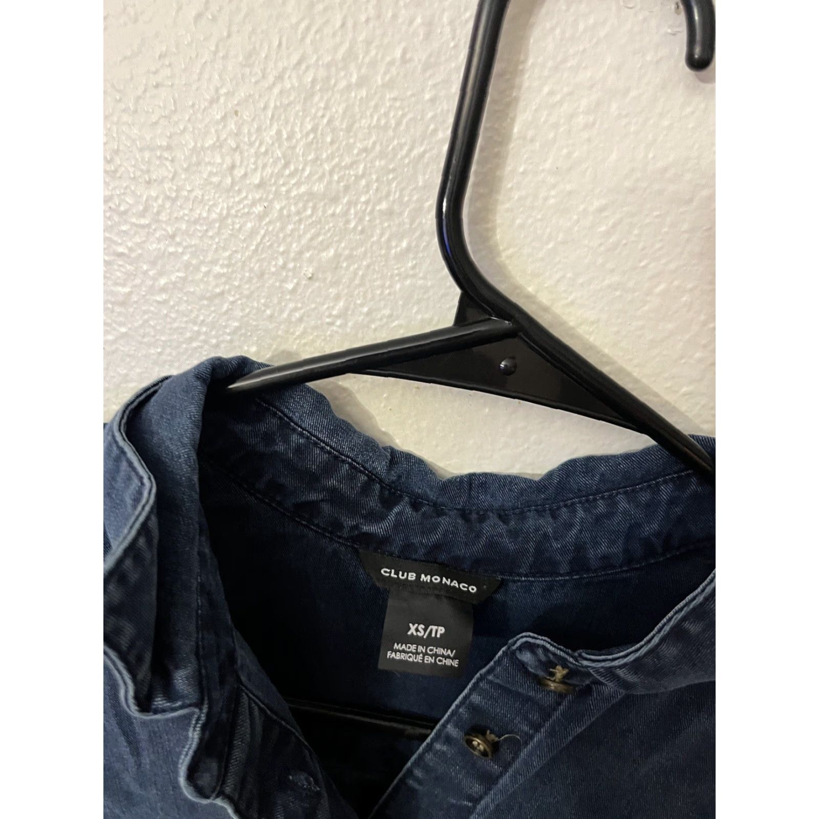Club Monaco VINTAGE Club Monaco Women Sleeveless Button-Down Shirt XS Blue Tank Top 90s Office Casual Size XS / US 0-2 / IT 36-38 - 3 Thumbnail