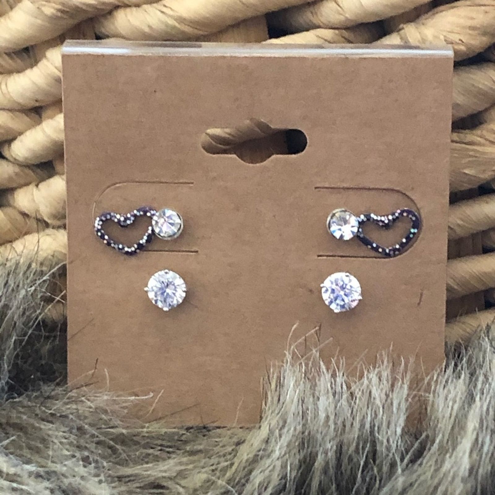 Vintage Vintage lot of three pairs stud post earrings Size ONE SIZE - 1 Thumbnail