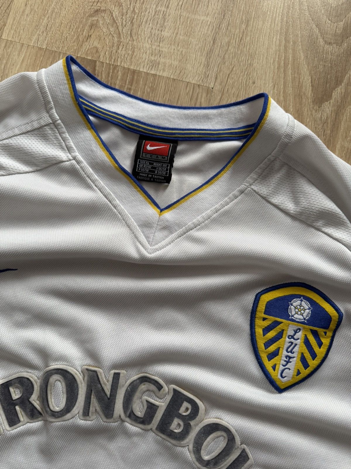 Nike Nike fc Leeds United Bowyer 2000/2002 Soccer Football jersey Size US XL / EU 56 / 4 - 5 Thumbnail