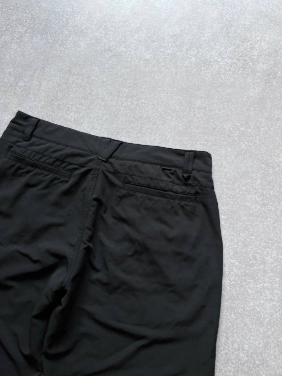 Oakley × Vintage Vintage Oakley Baggy Outdoor Shorts Y2K 36 Size US 36 / EU 52 - 8 Thumbnail