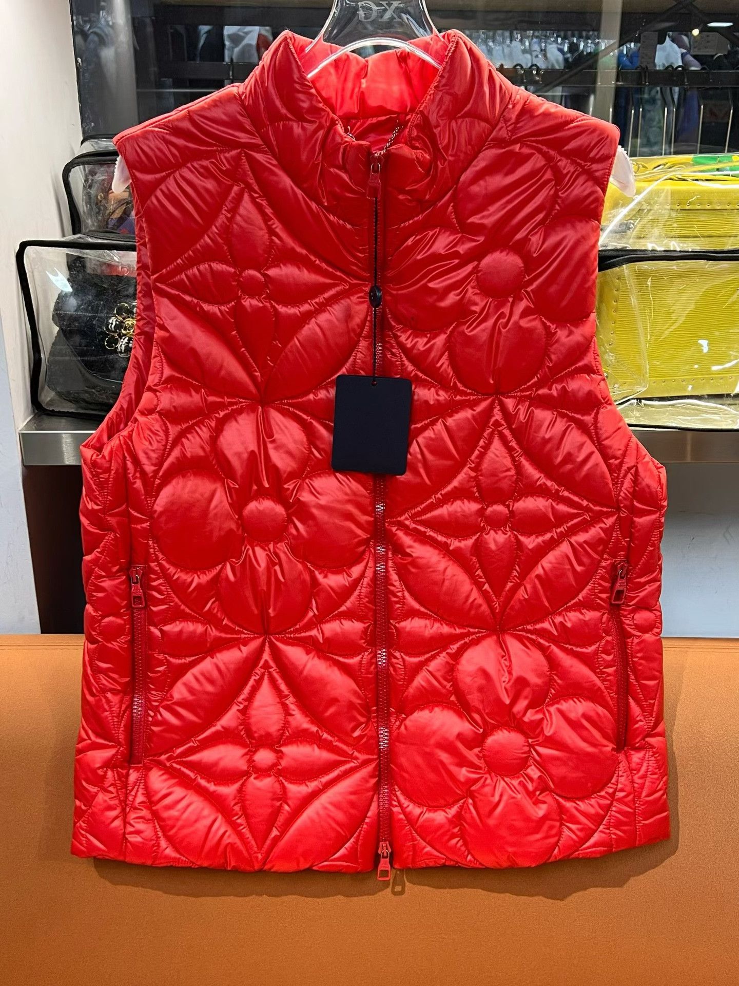 Louis Vuitton Louis Vuitton Monogram Quilted Zip Vest Size US M / EU 48-50 / 2 - 1 Thumbnail
