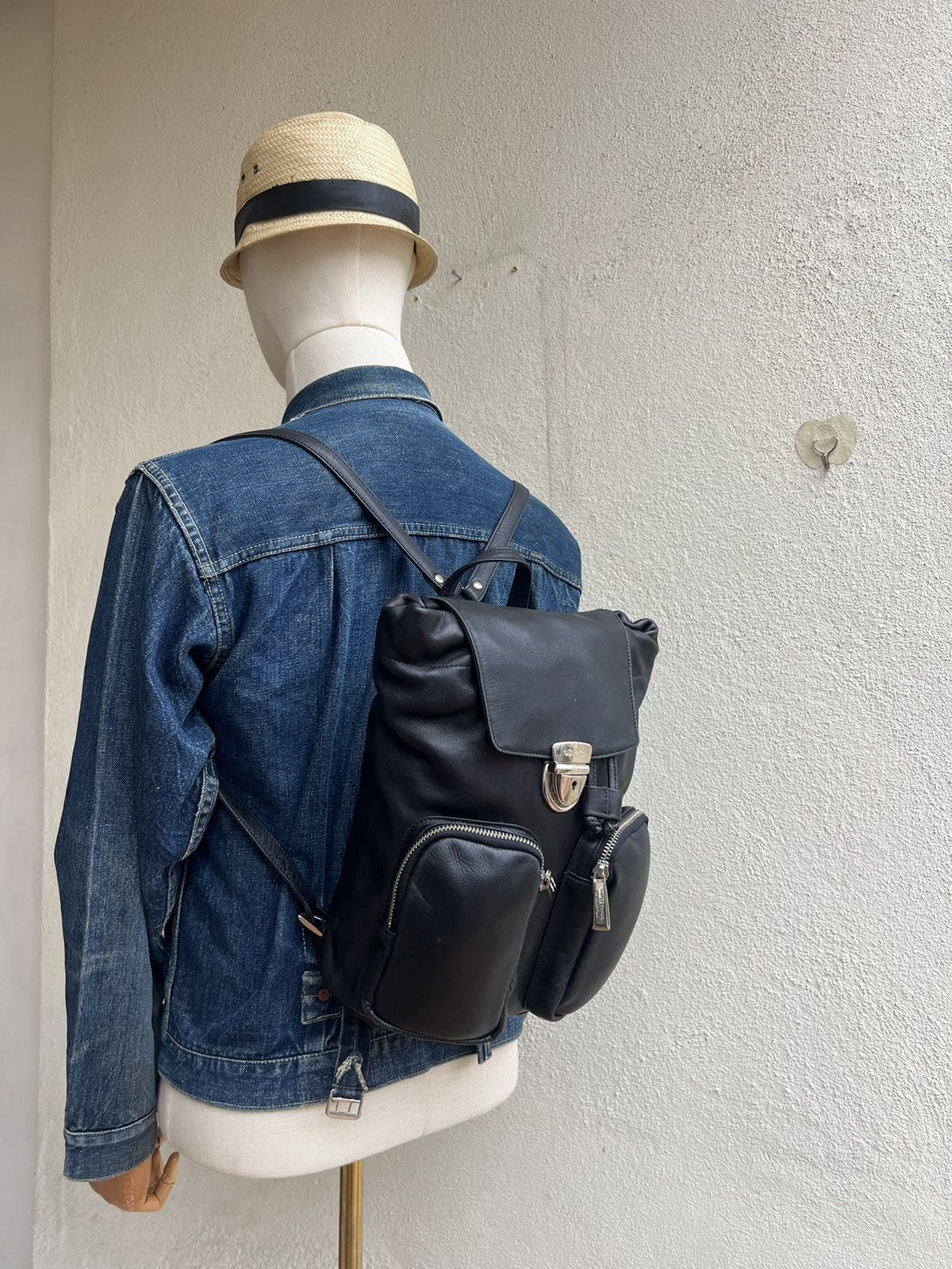 Leather Vintage 90s UCOB Patina Black Leather Cargo Backpack Bag Size ONE SIZE - 1 Thumbnail