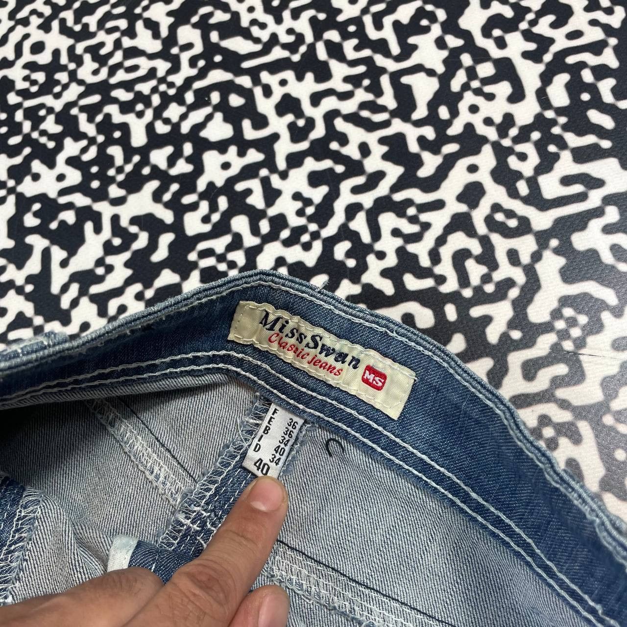 Japanese Brand Vintage Y2K Japanese Denim Flared Midi Skirt Retro Style Size 28" / US 6 / IT 42 - 18 Thumbnail