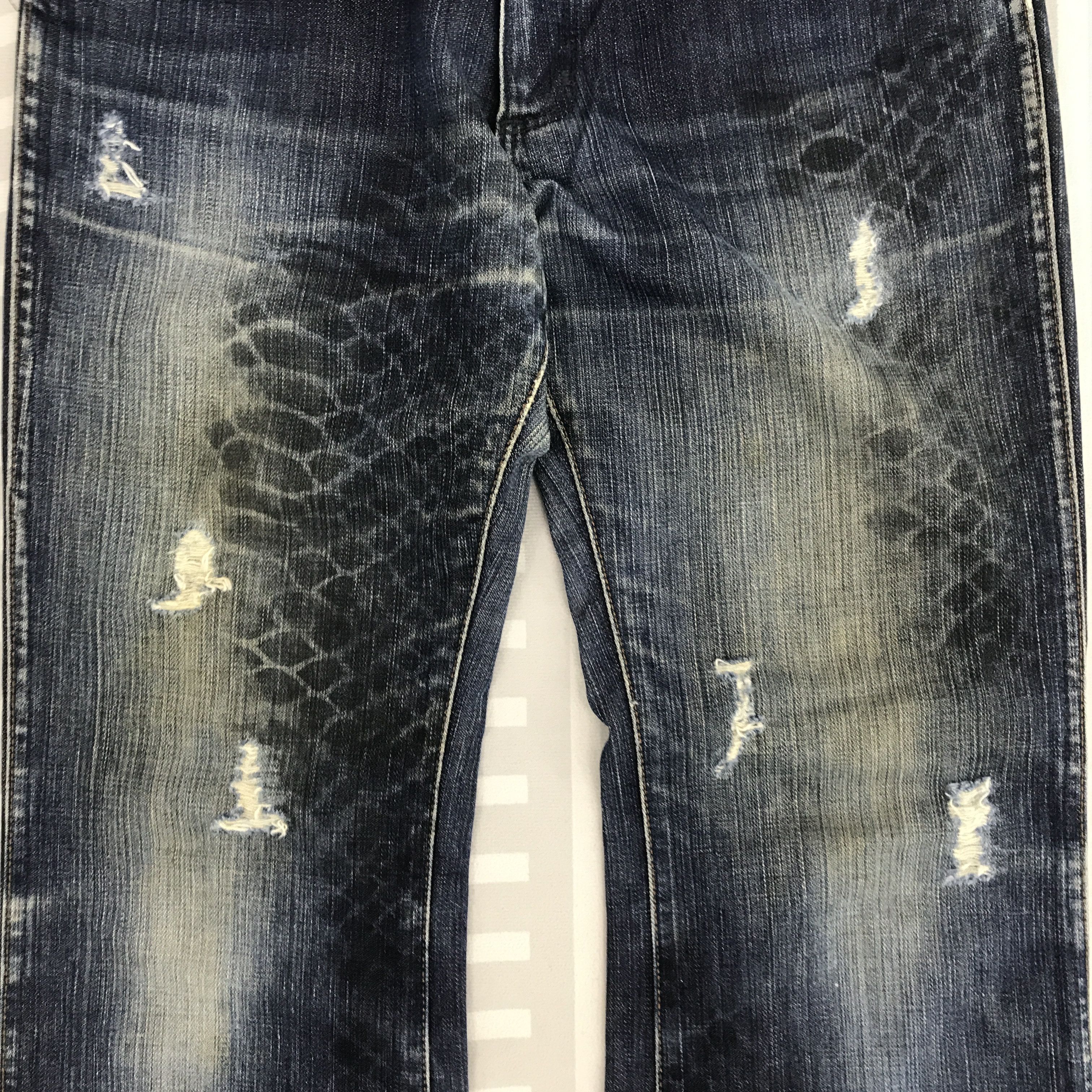 Vintage × Wrangler Flare Wrangler Distressed Bootcut Denim jeans pants Size US 32 / EU 48 - 4 Thumbnail