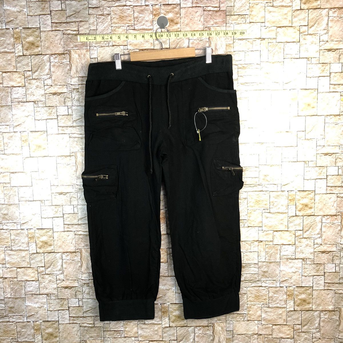 Japanese Brand Hucom Black Multipocket Cropped Pants #A378 Size 31" - 1 Thumbnail