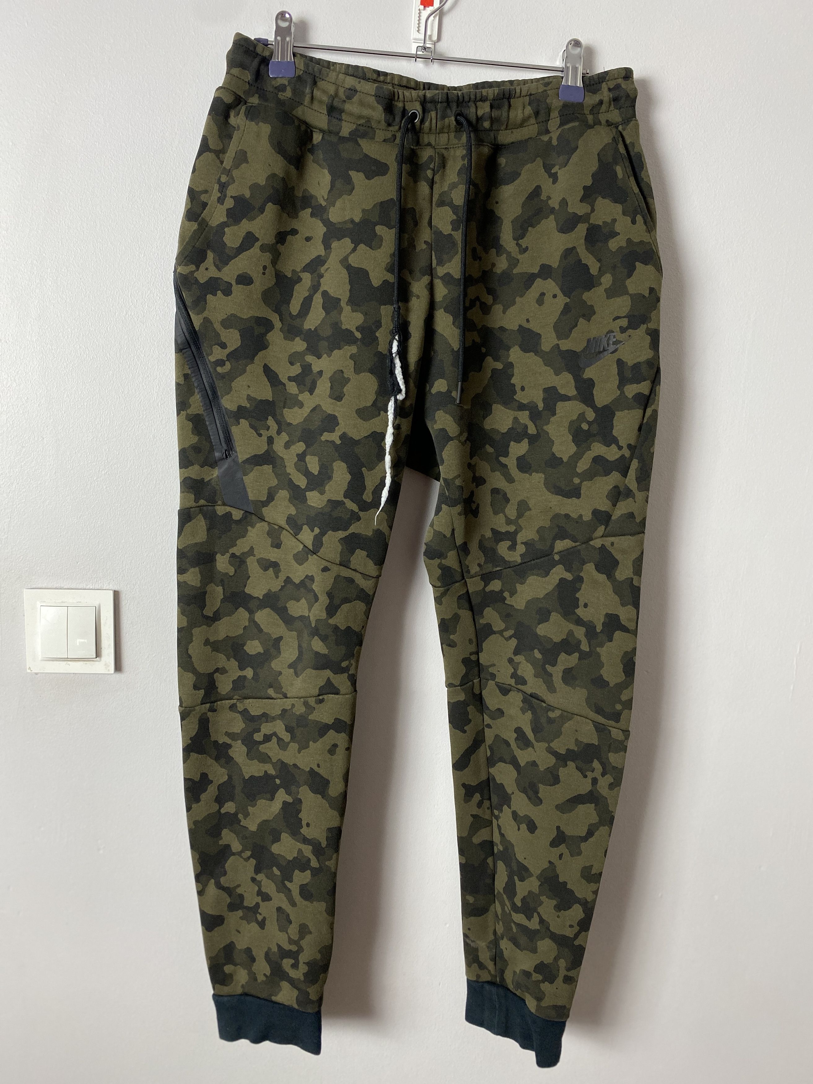 Nike Nike tech fleece camo sweatpants joggers drill drip trap Size US 30 / EU 46 - 1 Thumbnail