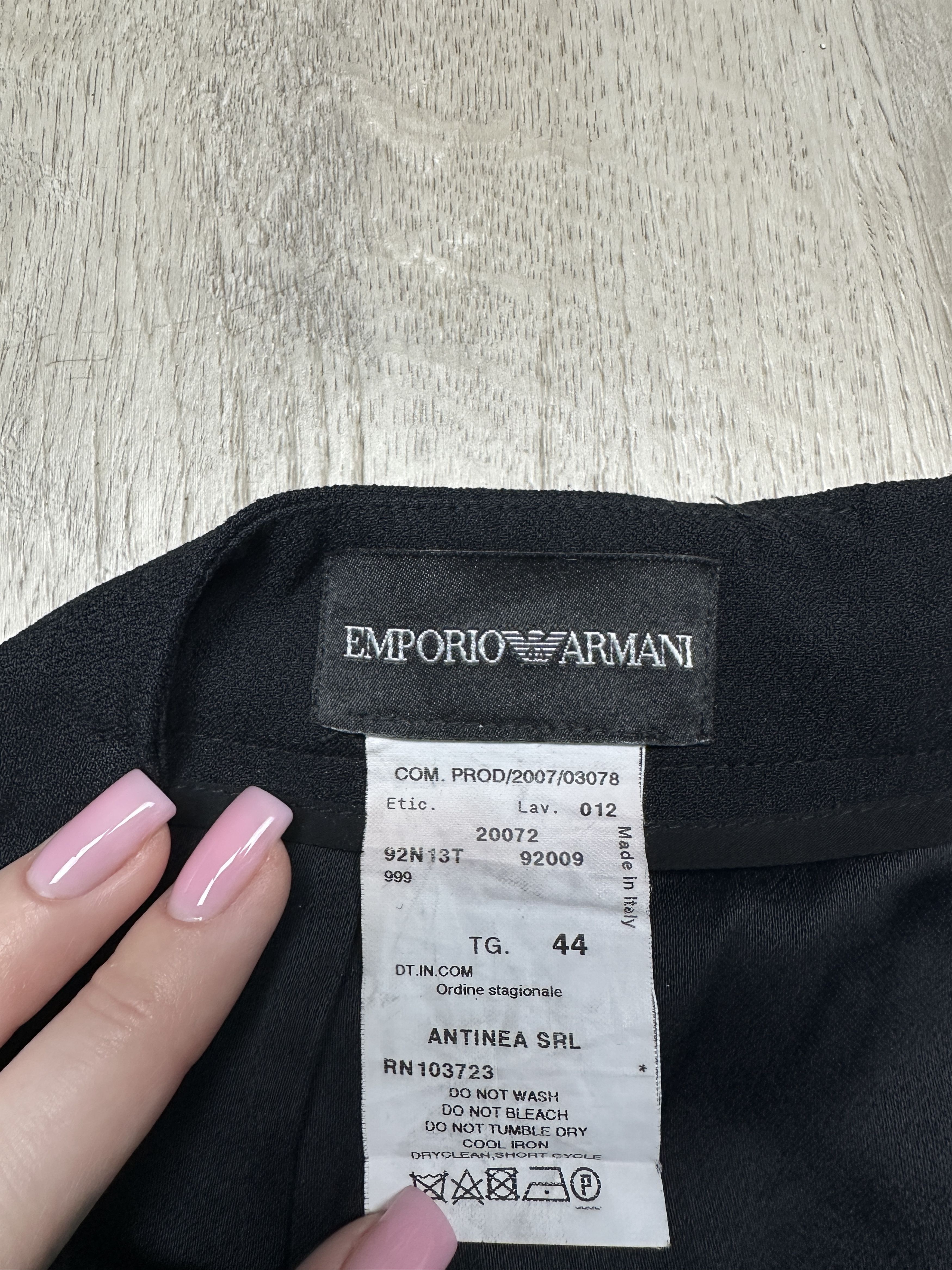 Emporio Armani Emporio Armani Wool - Viscosa Mini Skirt Size 30" / US 8 / IT 44 - 3 Thumbnail