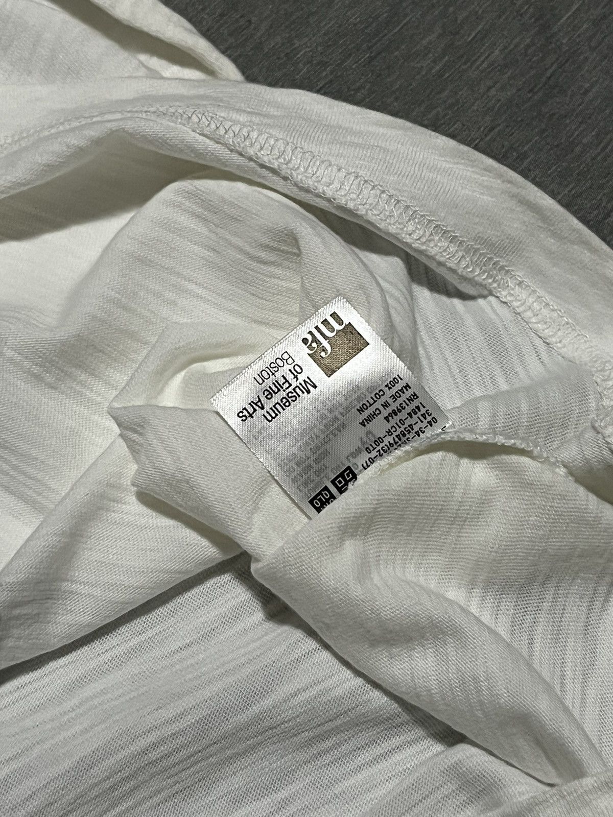 Uniqlo UNIQLO Hokusak Fujiyama Series Tee Size US S / EU 44-46 / 1 - 6 Thumbnail