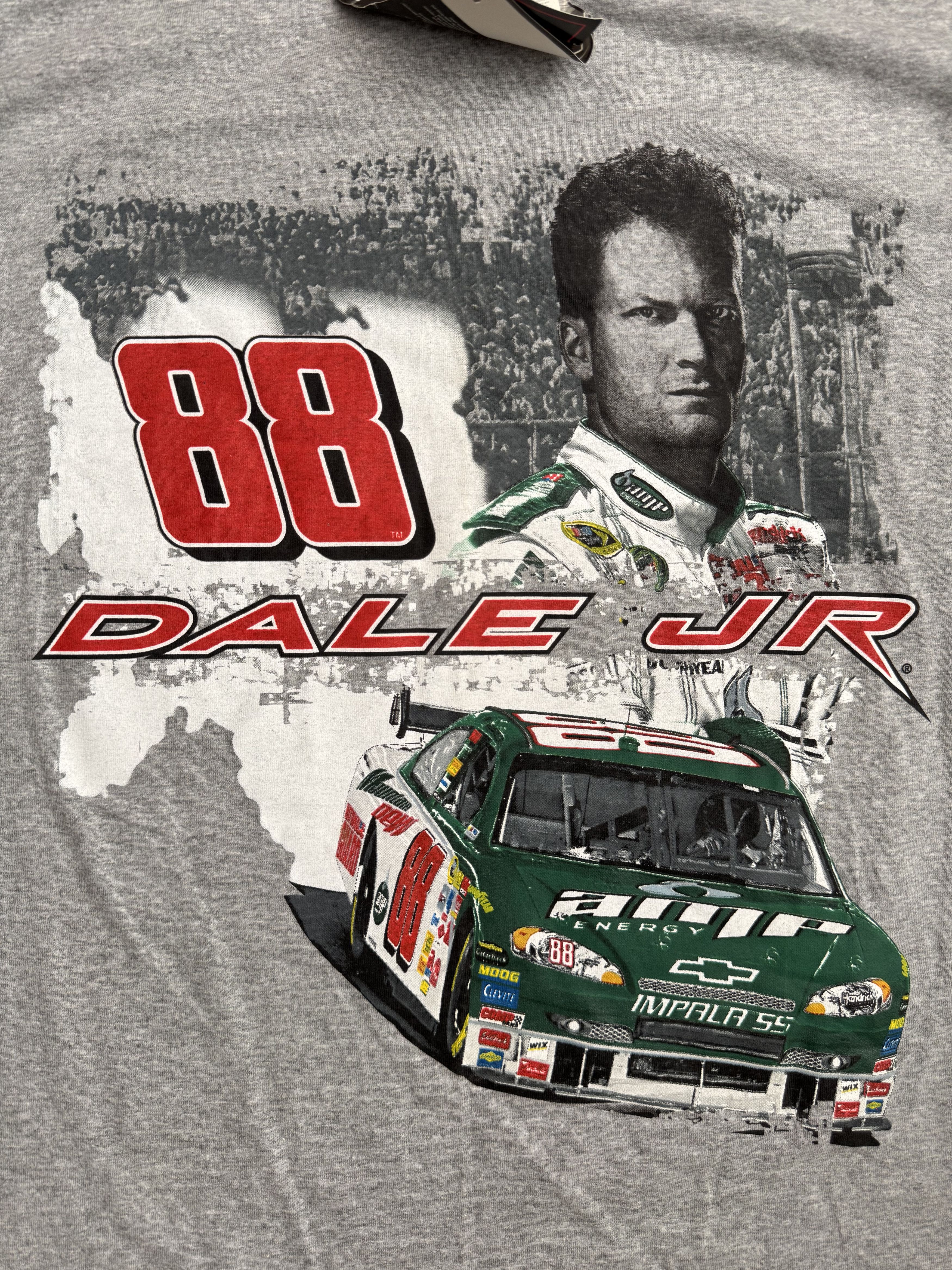 Chase Authentics NWT Dale Earnhardt Jr 88 Nascar Chase Authentics T-Shirt Size US M / EU 48-50 / 2 - 2 Thumbnail