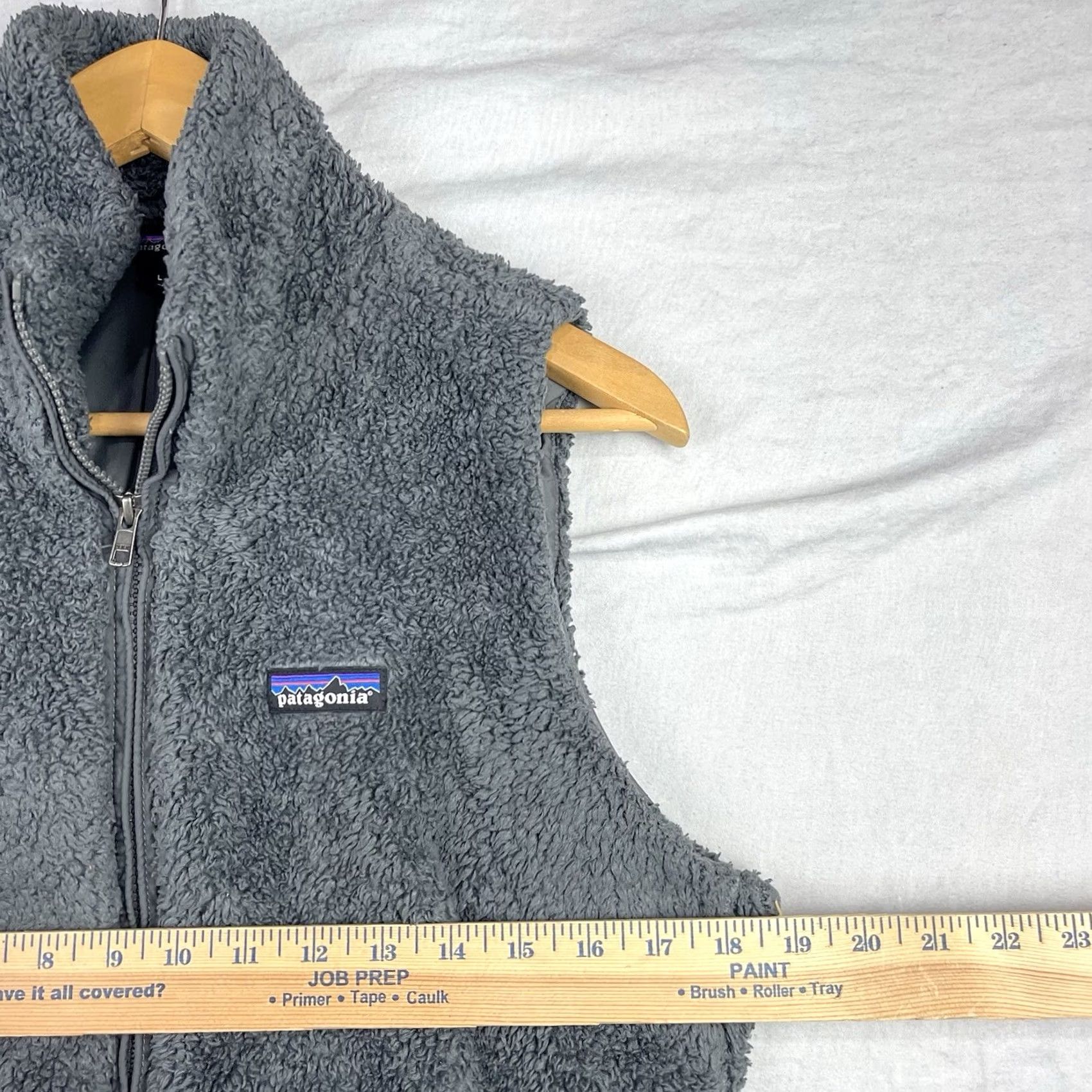 Patagonia Patagonia Los Gatos Vest Womens Large Gray Fleece Zip Up Deep Pile Outdoor 25216 Size L / US 10 / IT 46 - 4 Thumbnail