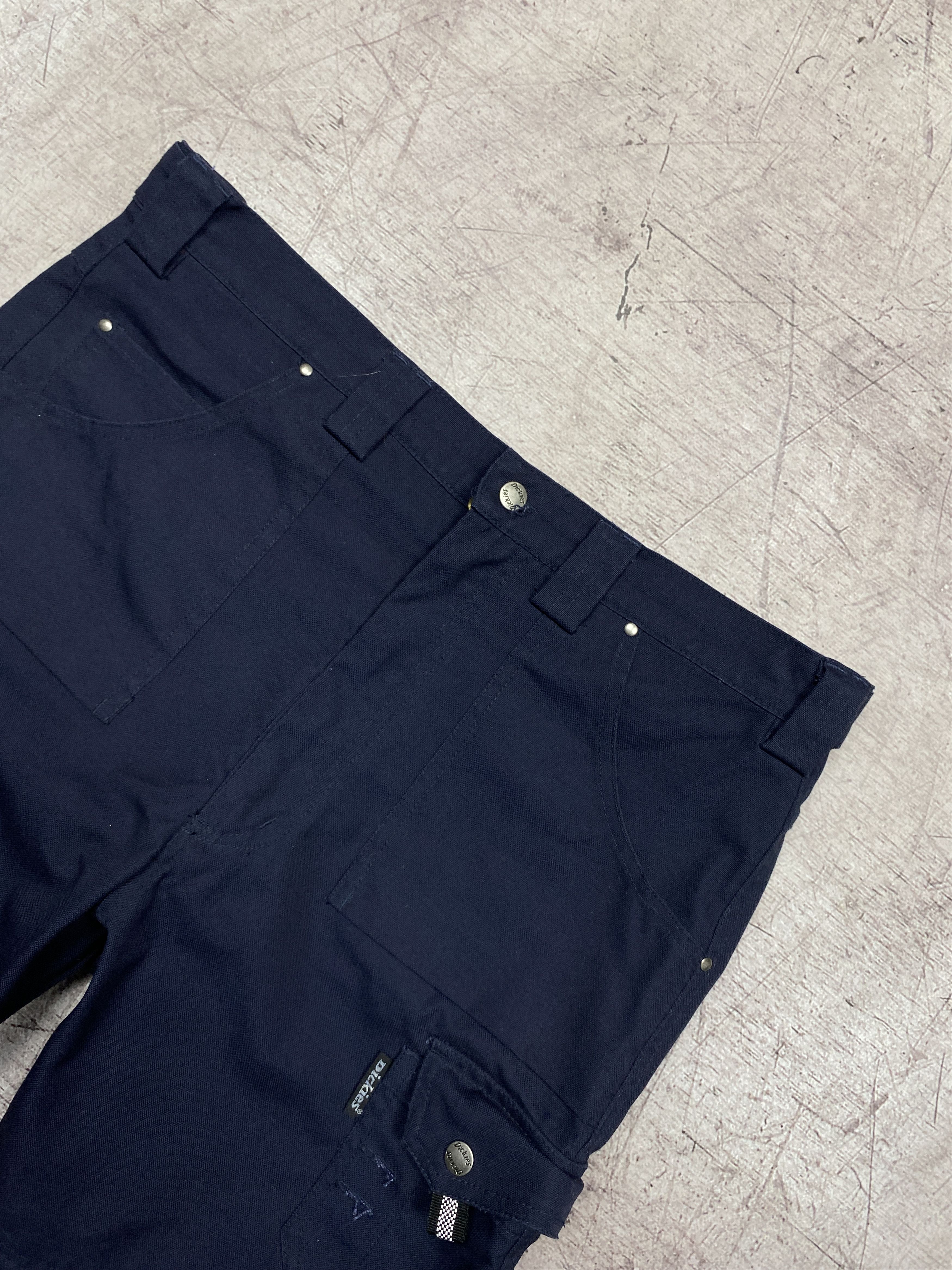 Dickies Dickies Vintage Mens Workwear Cargo Shorts Size US 36 / EU 52 - 2 Thumbnail