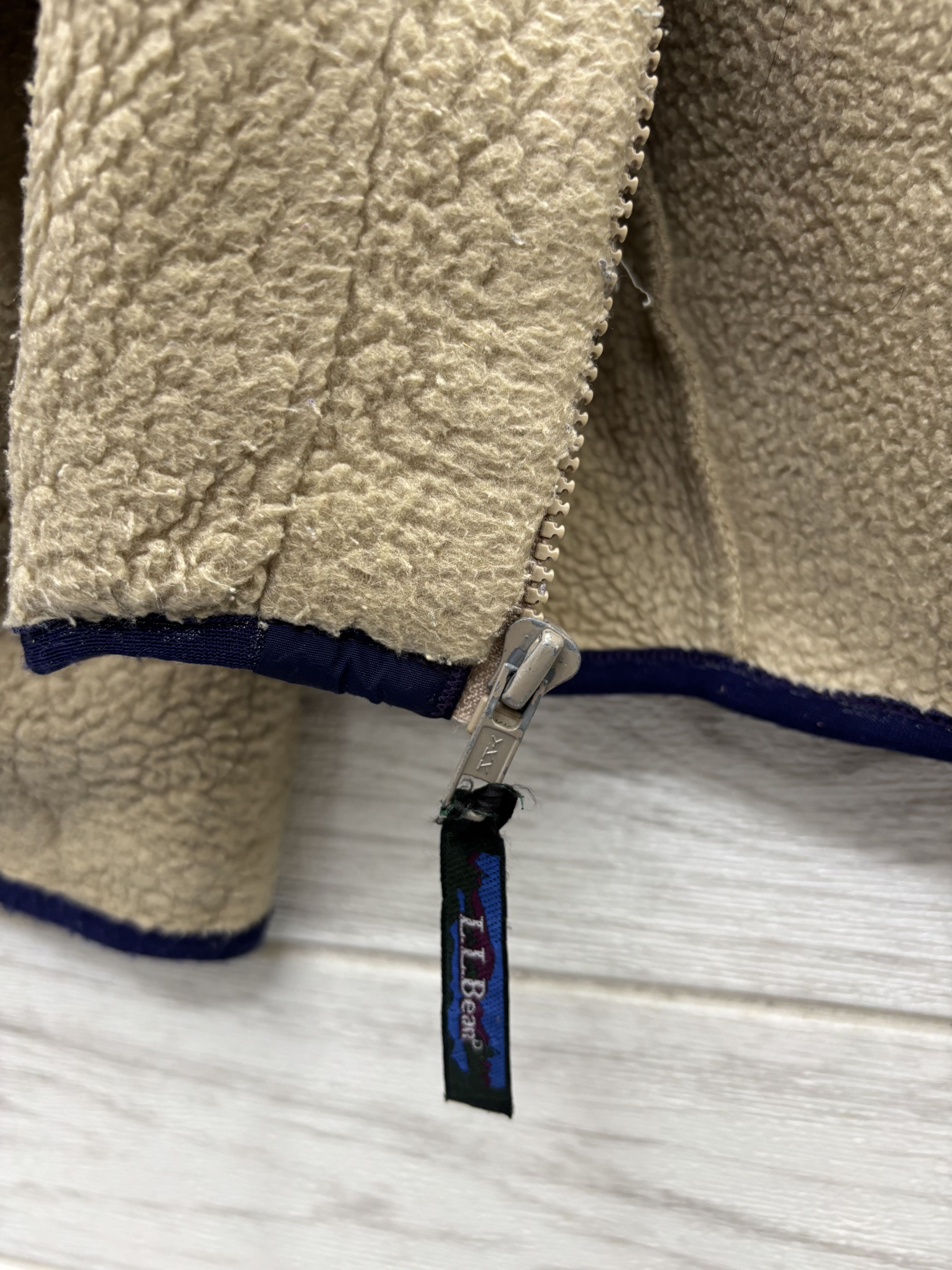 L.L. Bean 🔥L.L. BEAN DEEP PILE RETRO SHERPA FLEECE JACKET Size US M / EU 48-50 / 2 - 4 Thumbnail